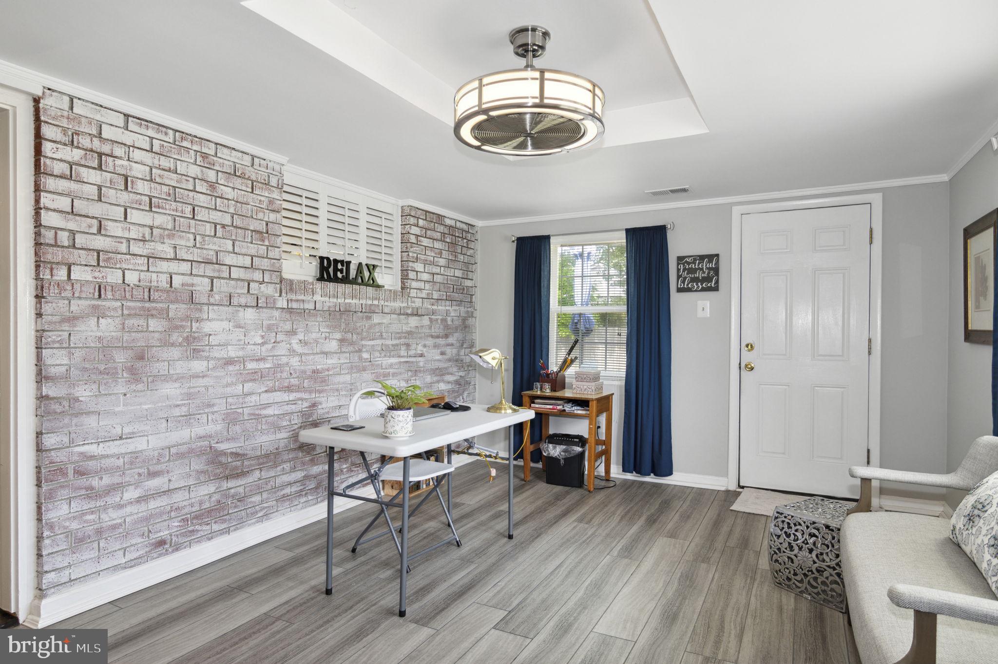 ROSE HILL FARMS - Residential