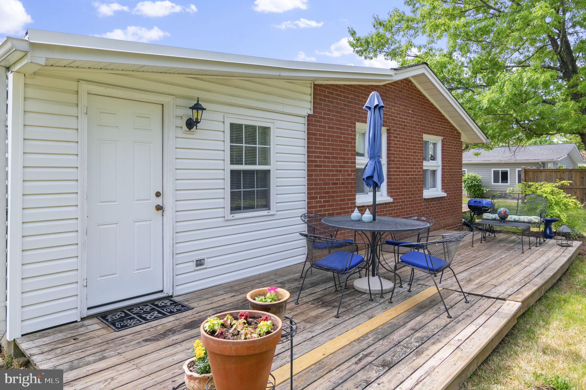 ROSE HILL FARMS - Residential