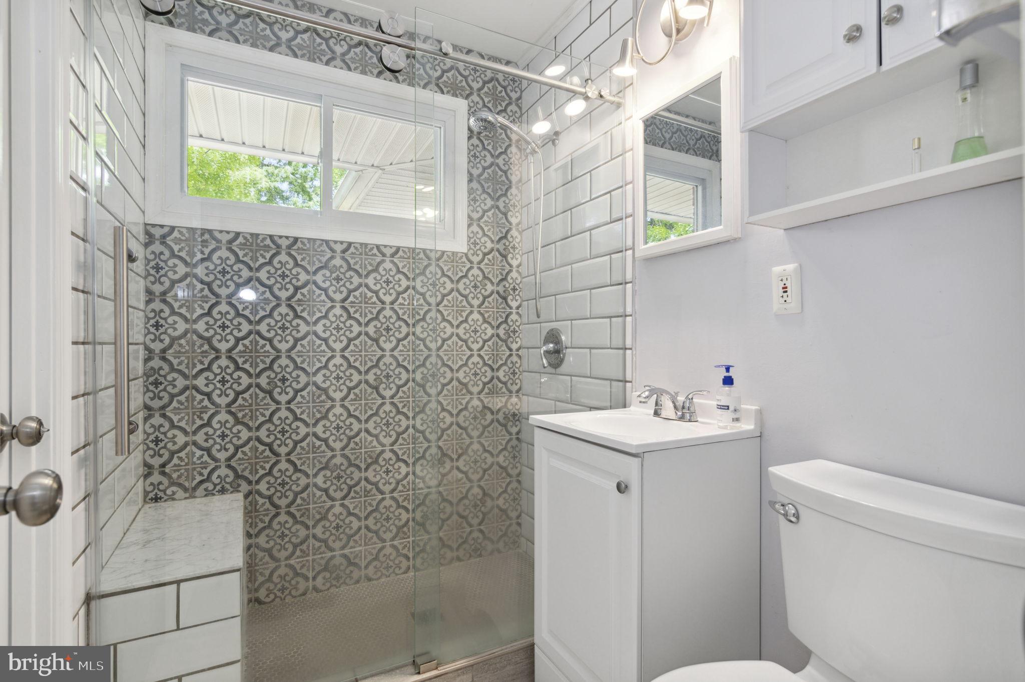 ROSE HILL FARMS - Residential