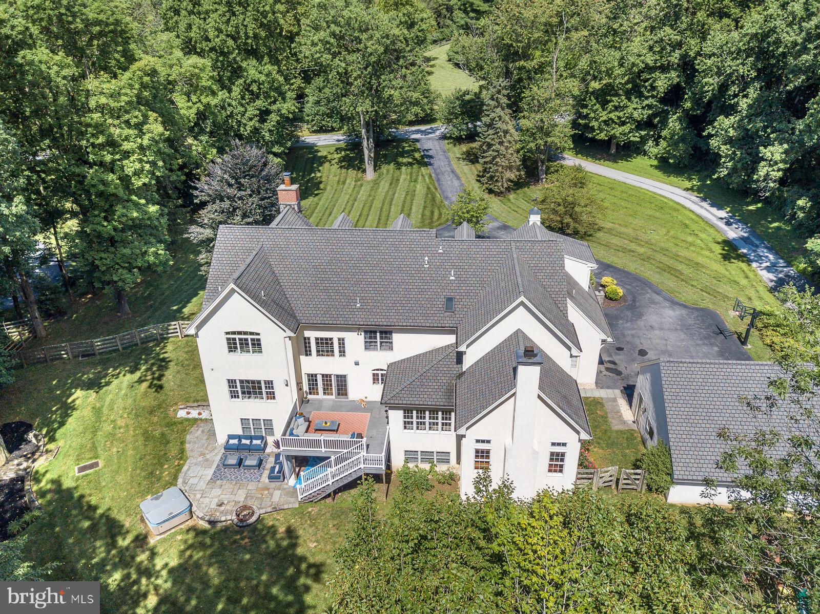 STONEBROOK - Residential