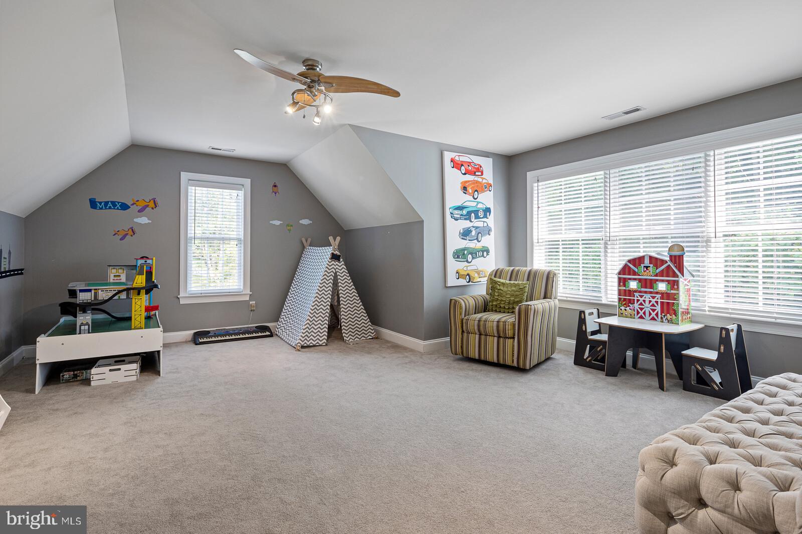 STONEBROOK - Residential