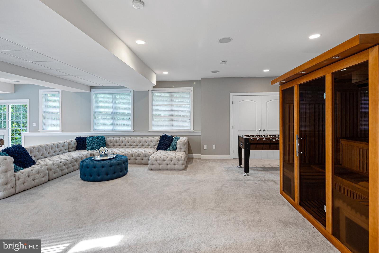 STONEBROOK - Residential