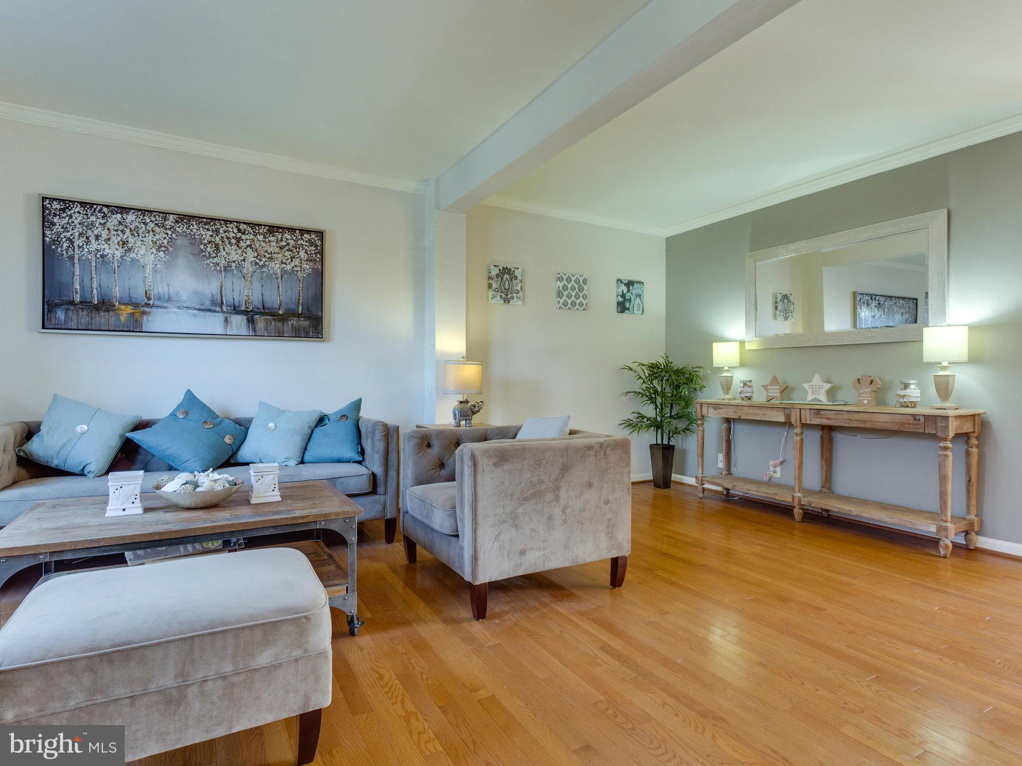 MAPLE POINTE - Residential