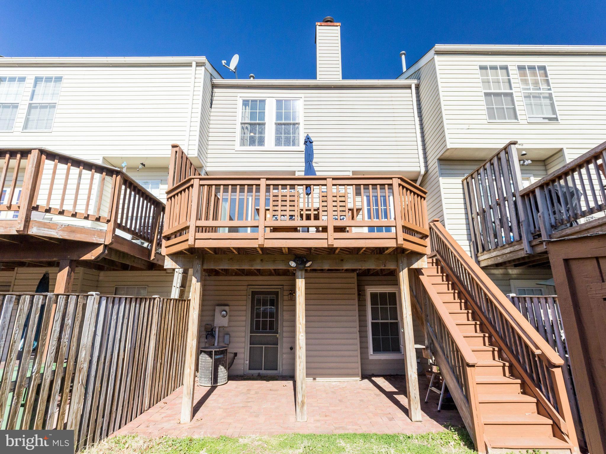 MAPLE POINTE - Residential