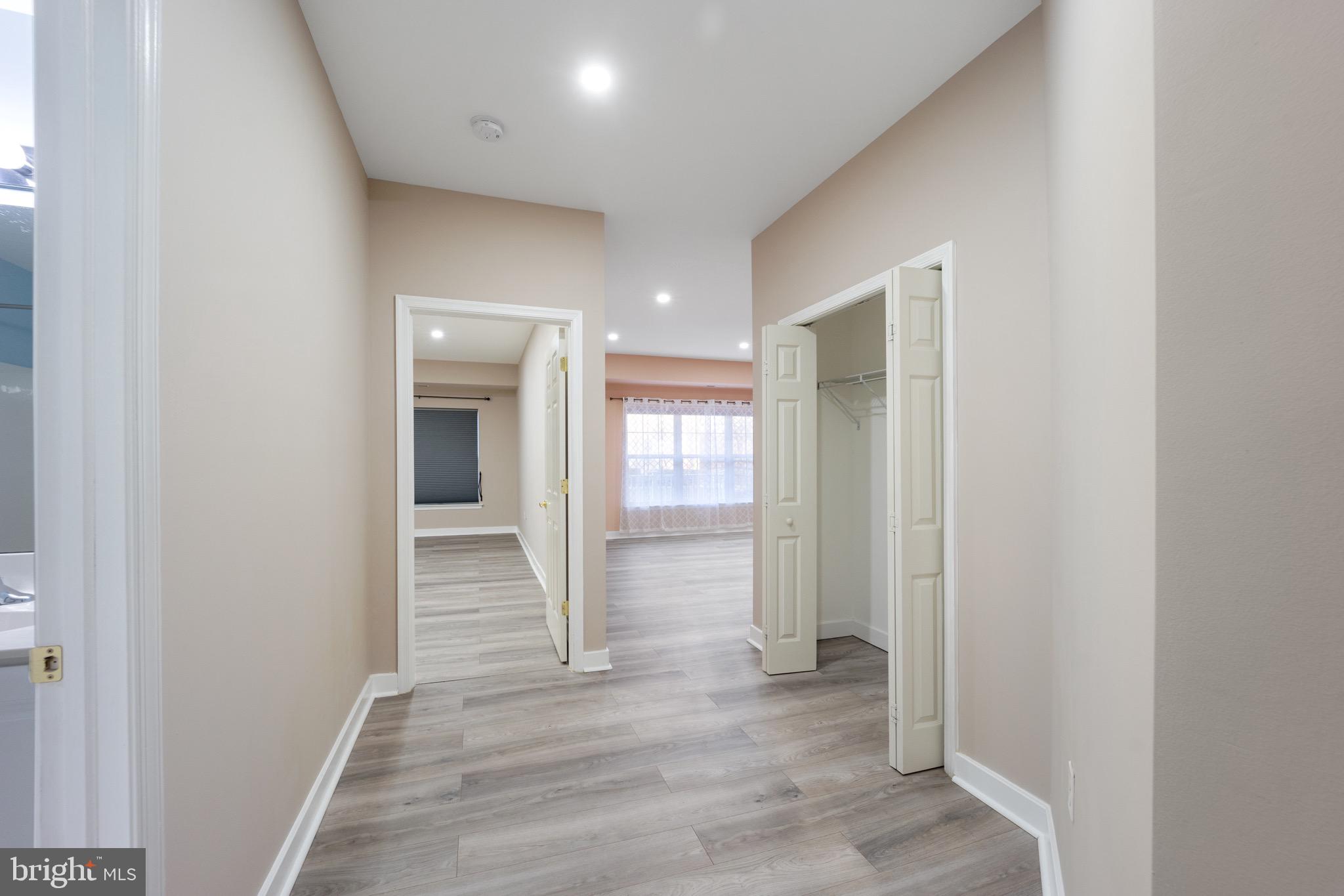 SOMERTON - Residential