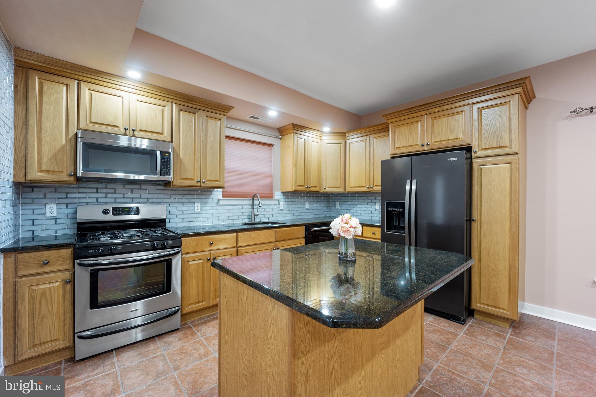 SOMERTON - Residential