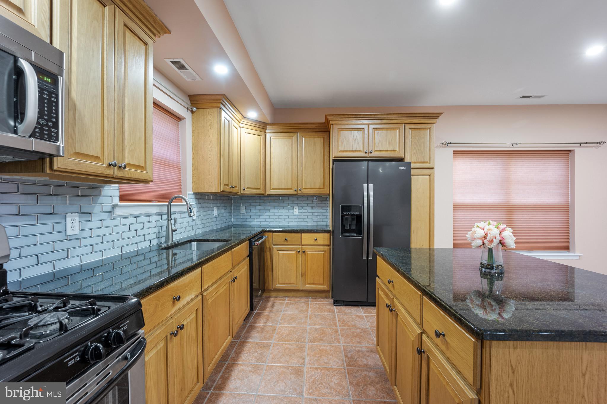 SOMERTON - Residential