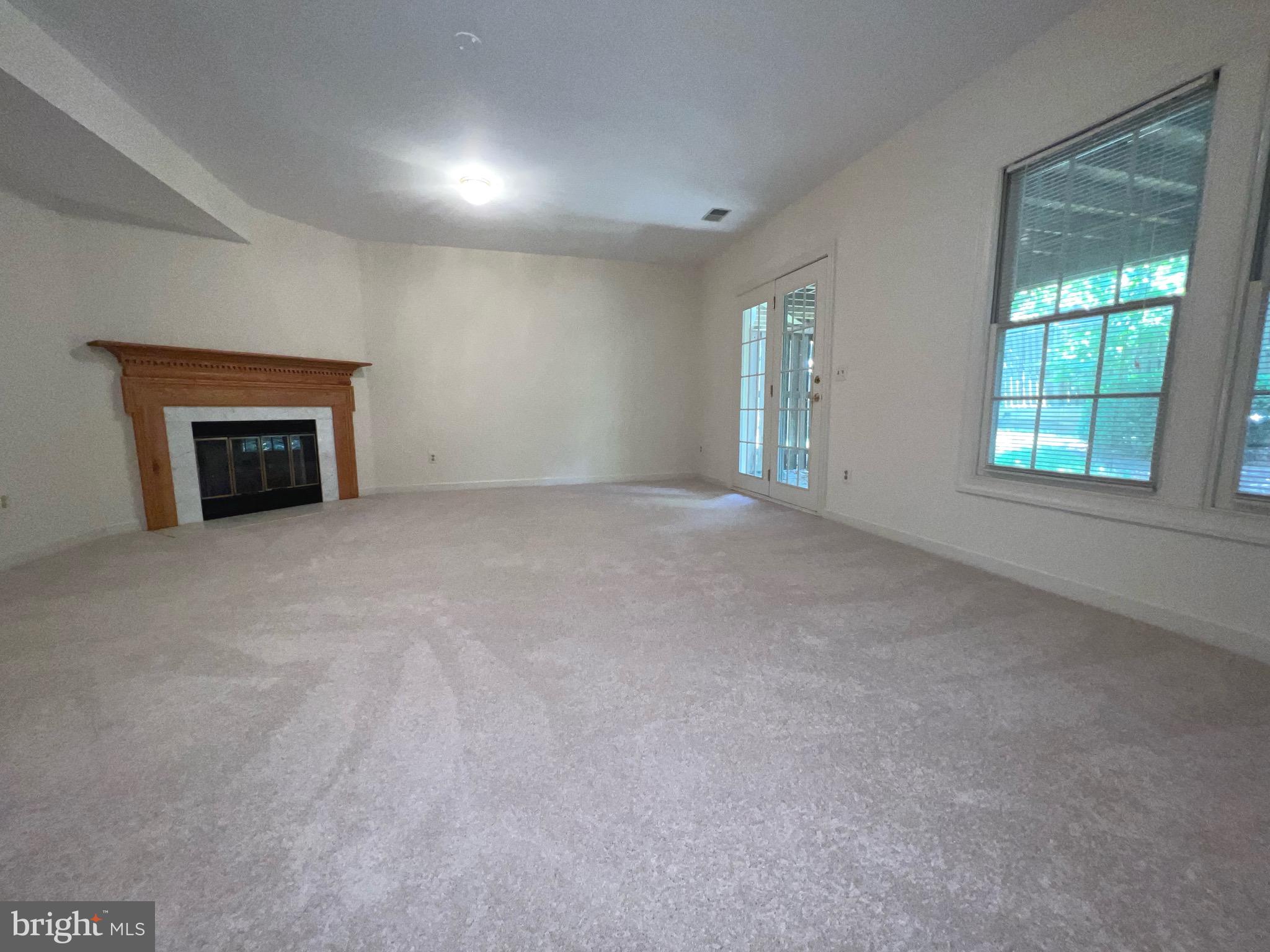 COURTHOUSE STATION - Residential Lease