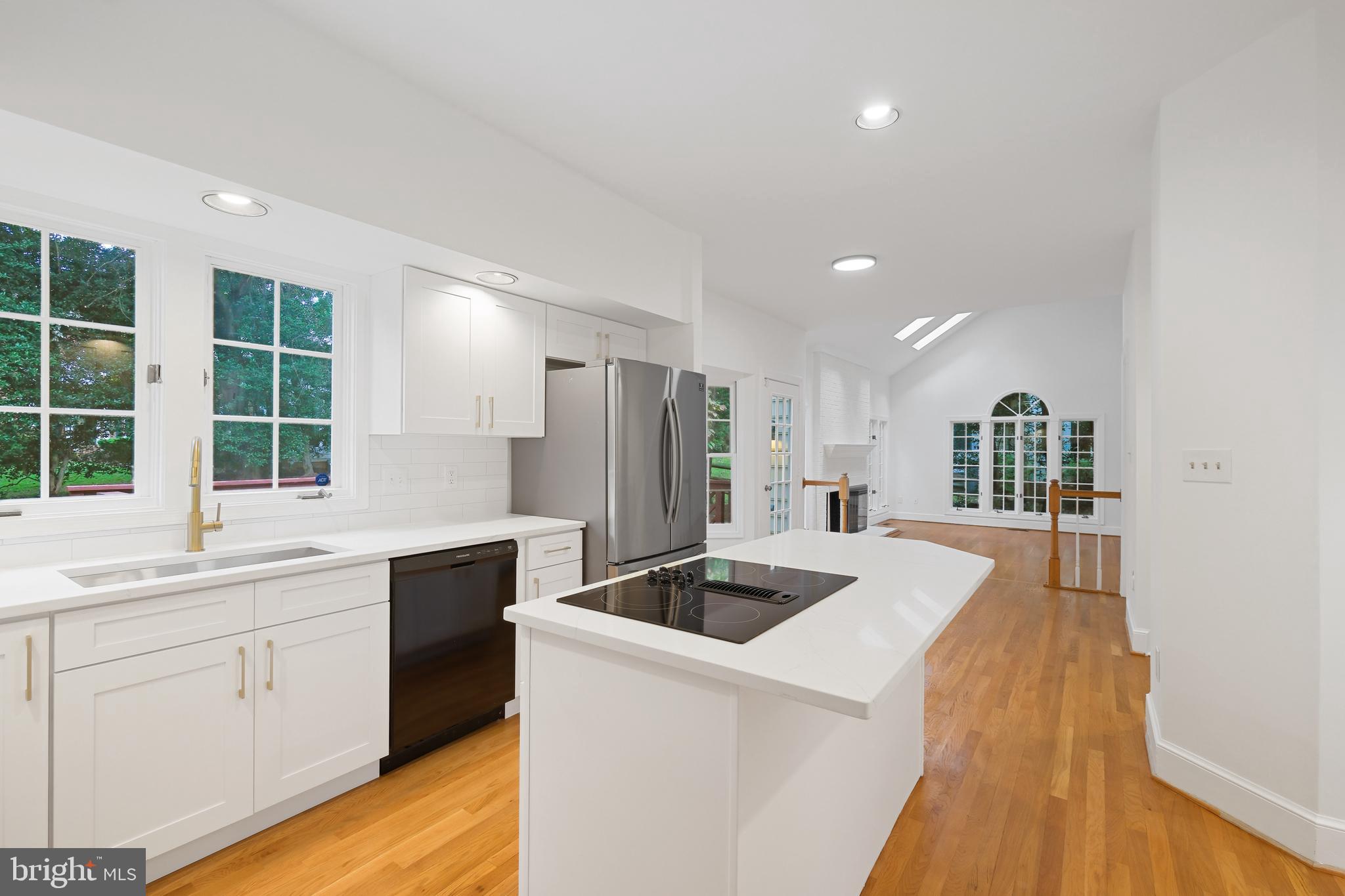 TIMBERLAWN - Residential