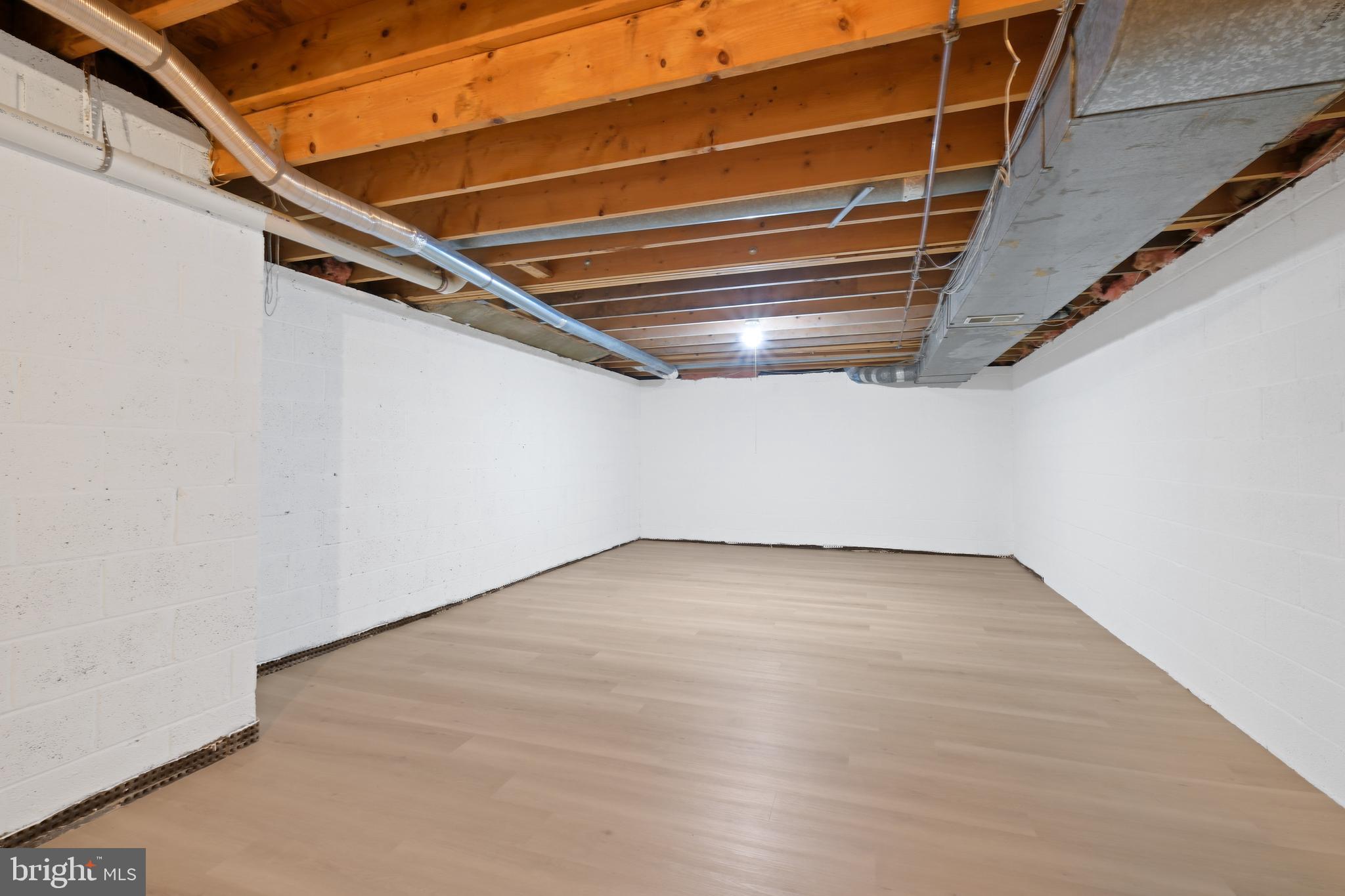 TIMBERLAWN - Residential