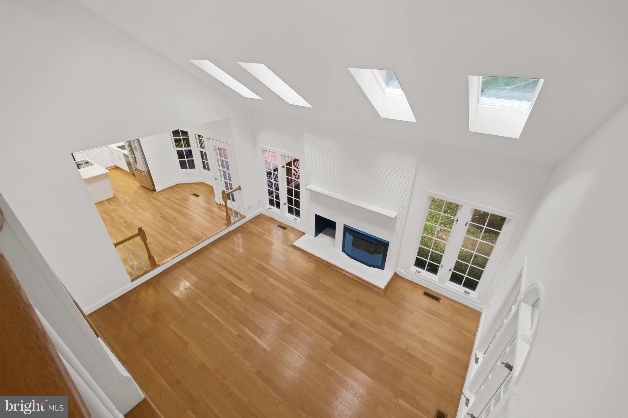 TIMBERLAWN - Residential