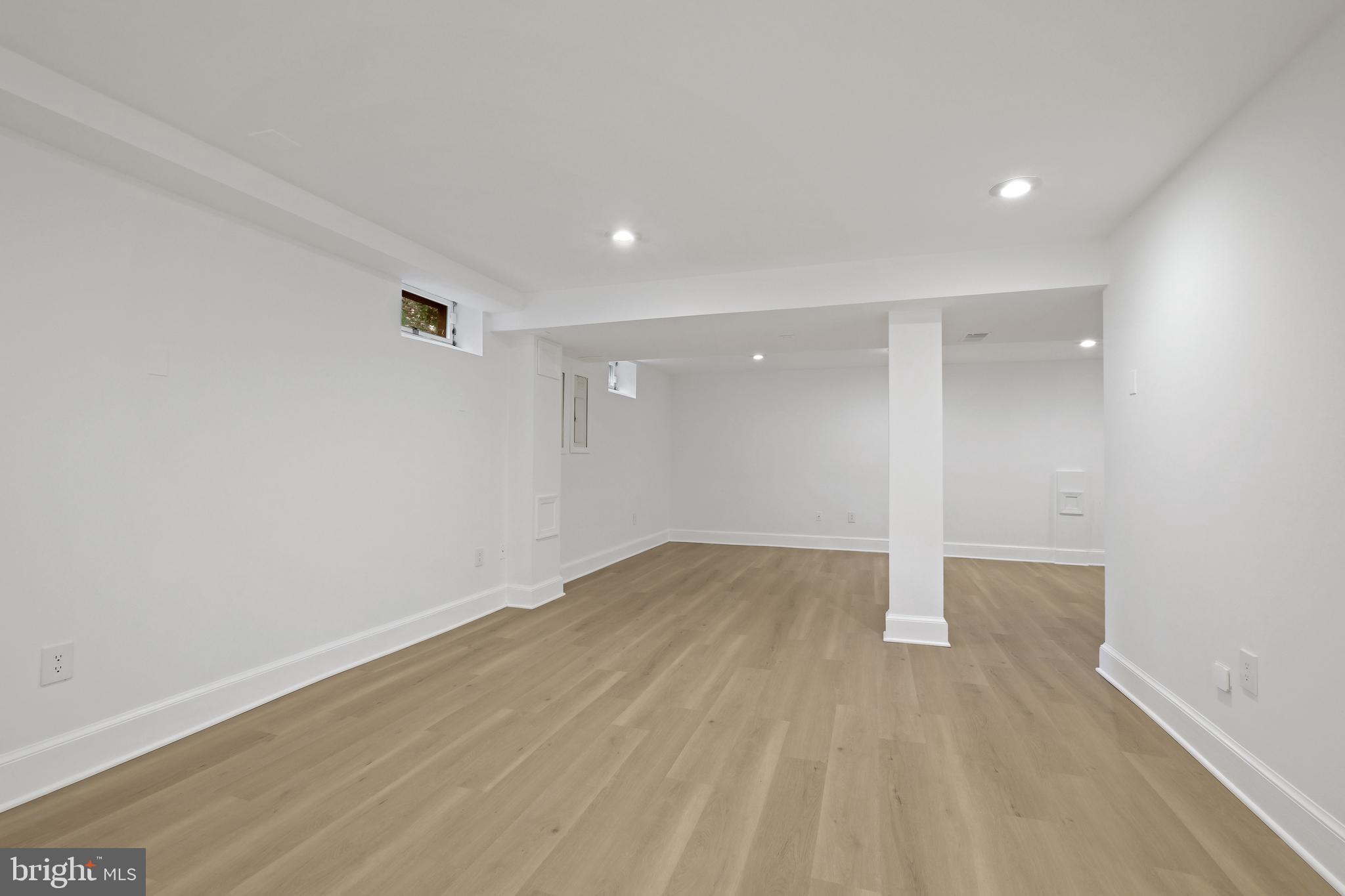 TIMBERLAWN - Residential