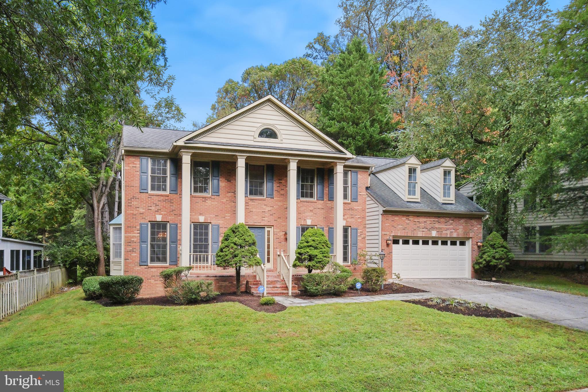 TIMBERLAWN - Residential