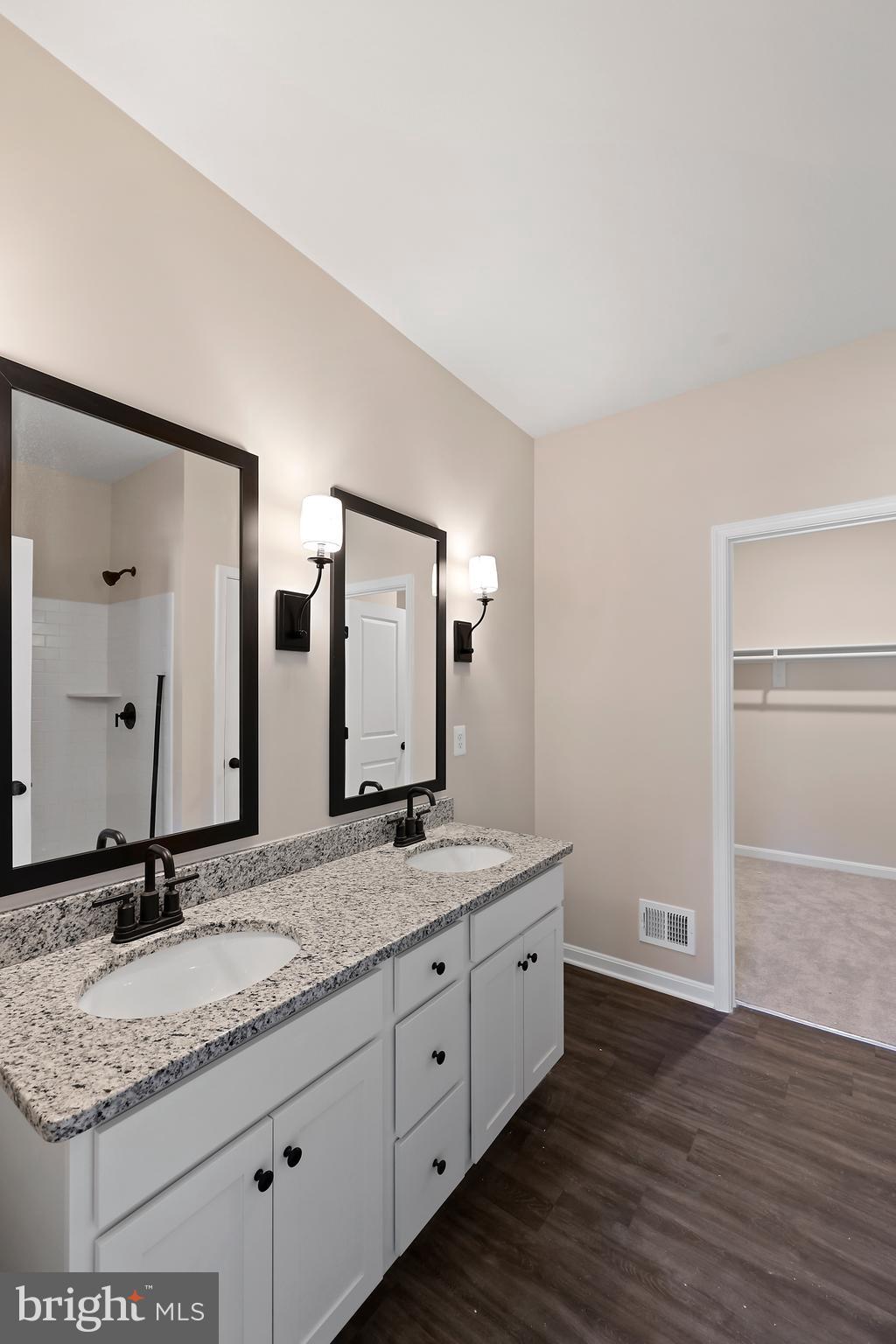 DILLON FARM - Residential