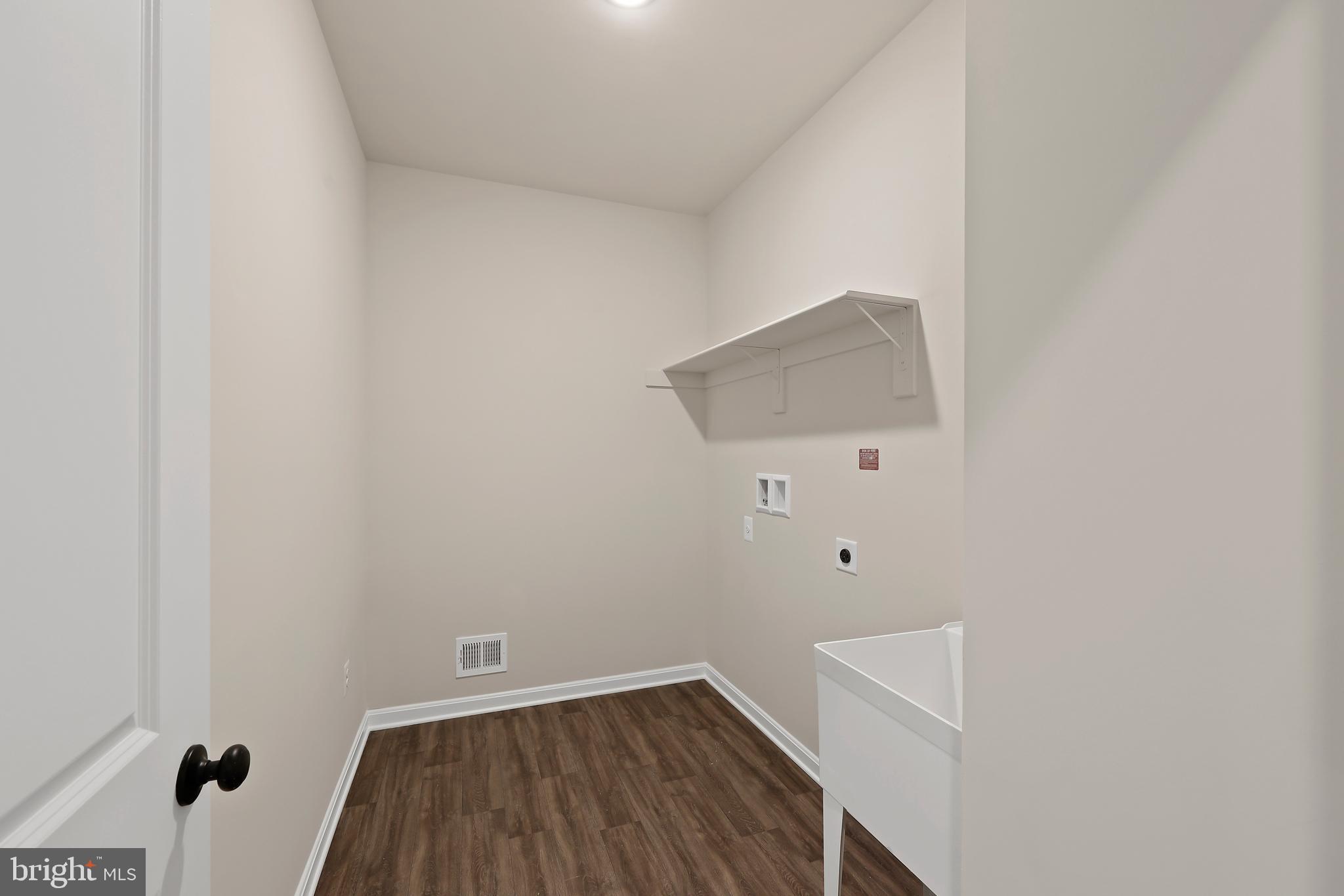 DILLON FARM - Residential