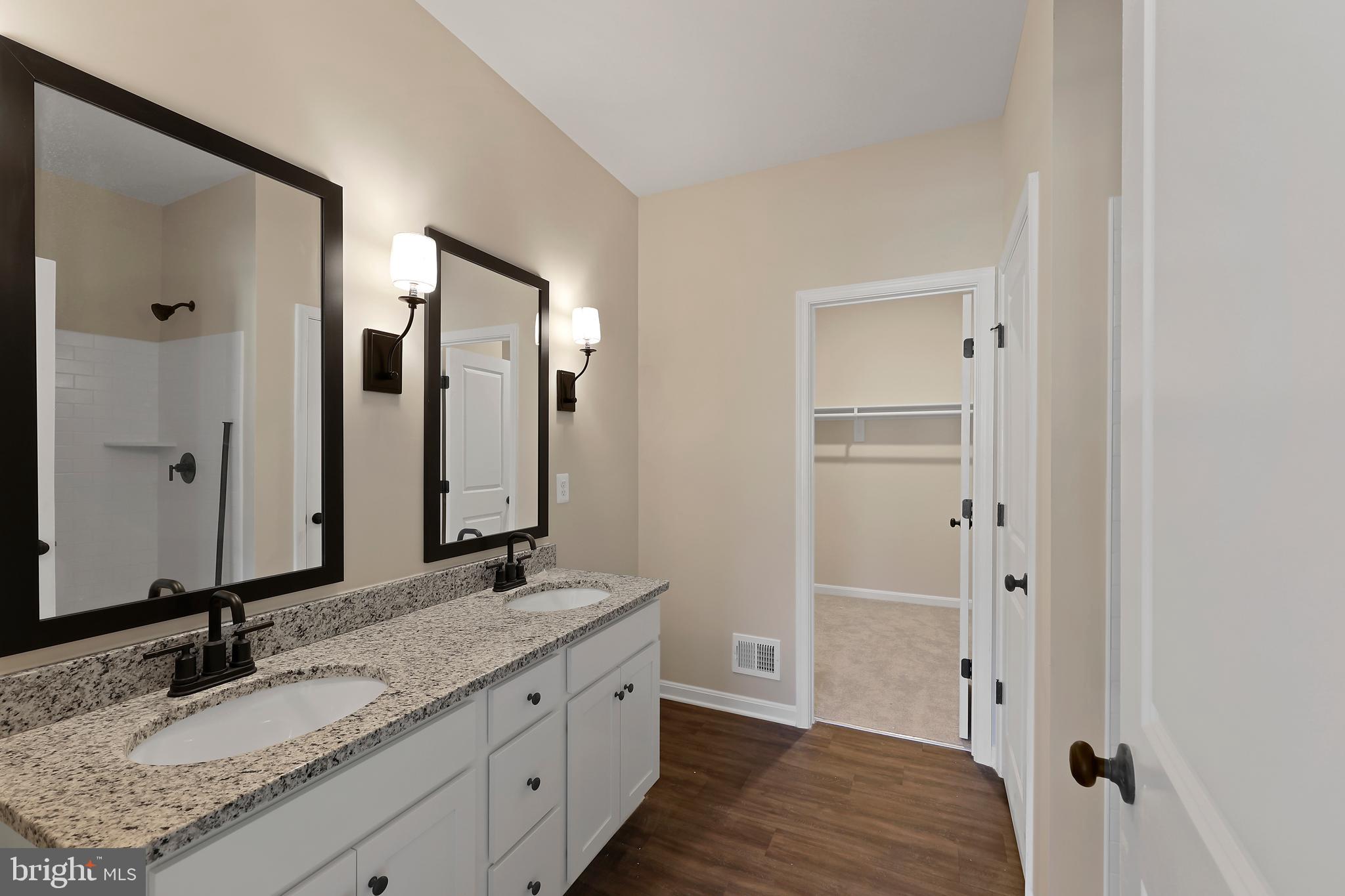 DILLON FARM - Residential