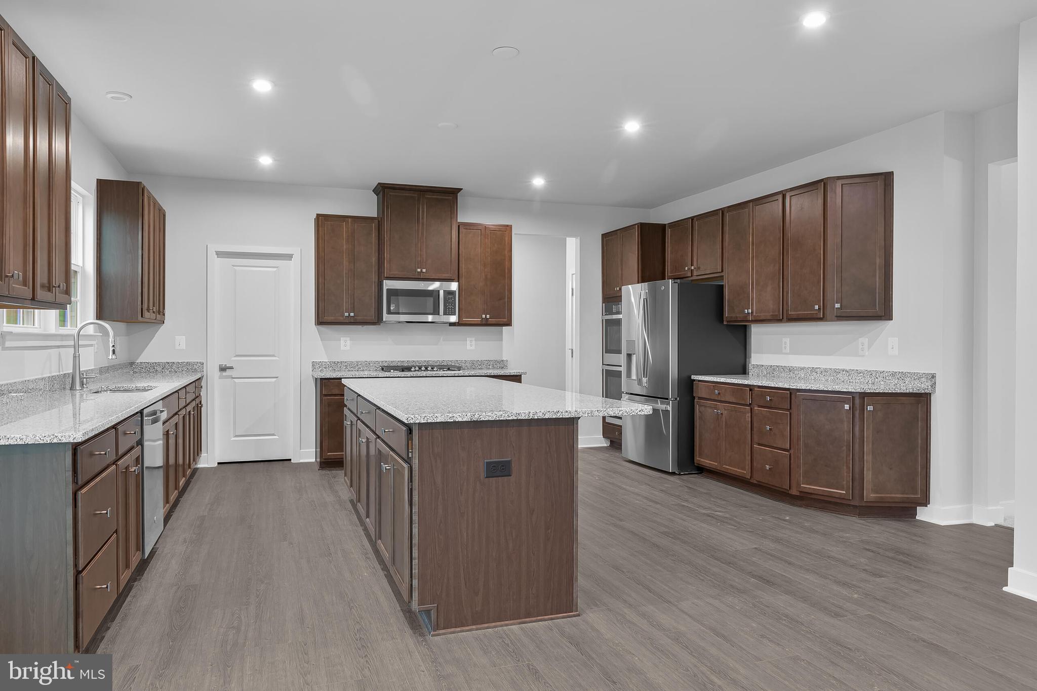 HERITAGE ESTATES - Residential