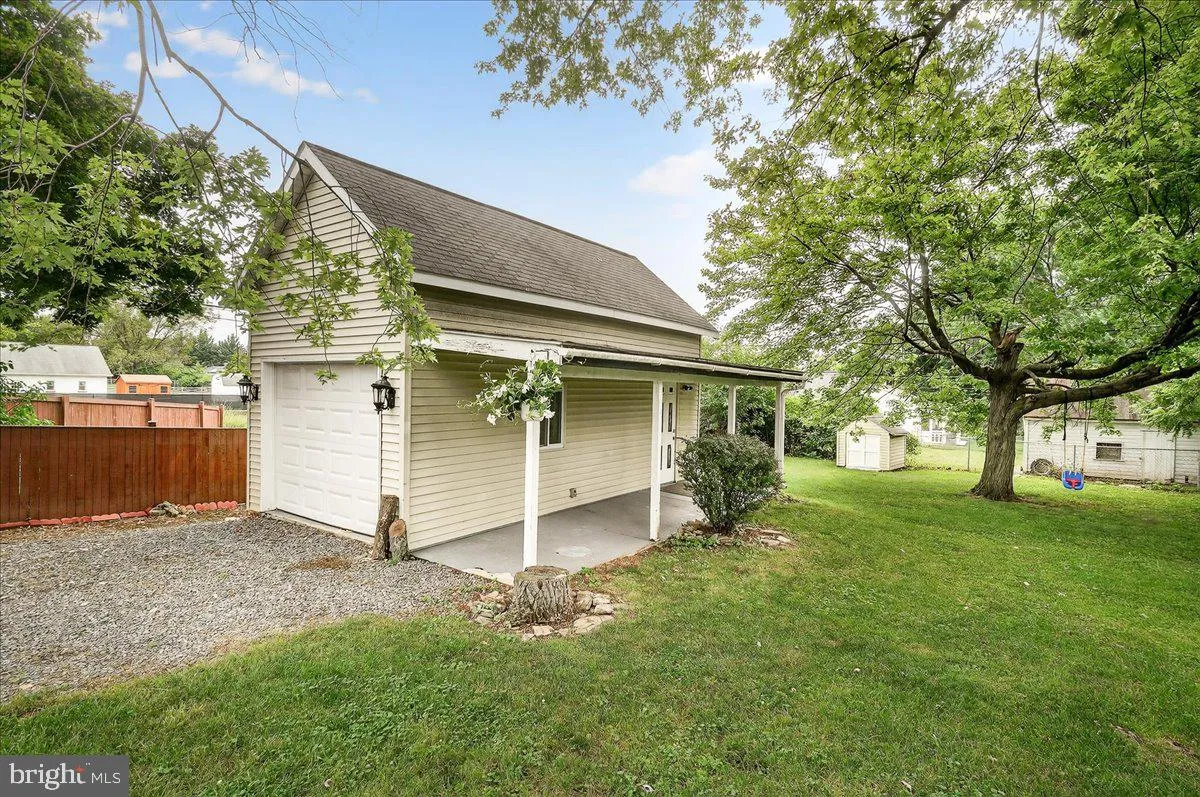 Frederick, Maryland 21701, United States, 3 Bedrooms Bedrooms, ,1 BathroomBathrooms,Residential,Coming Soon,158875