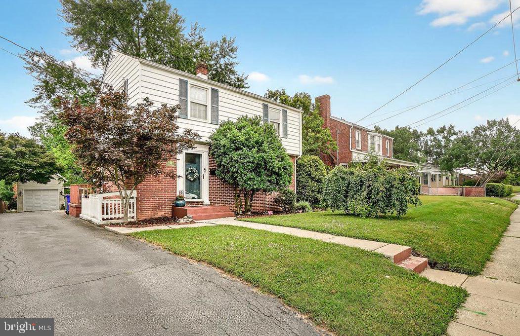 22 NORVA AVENUE