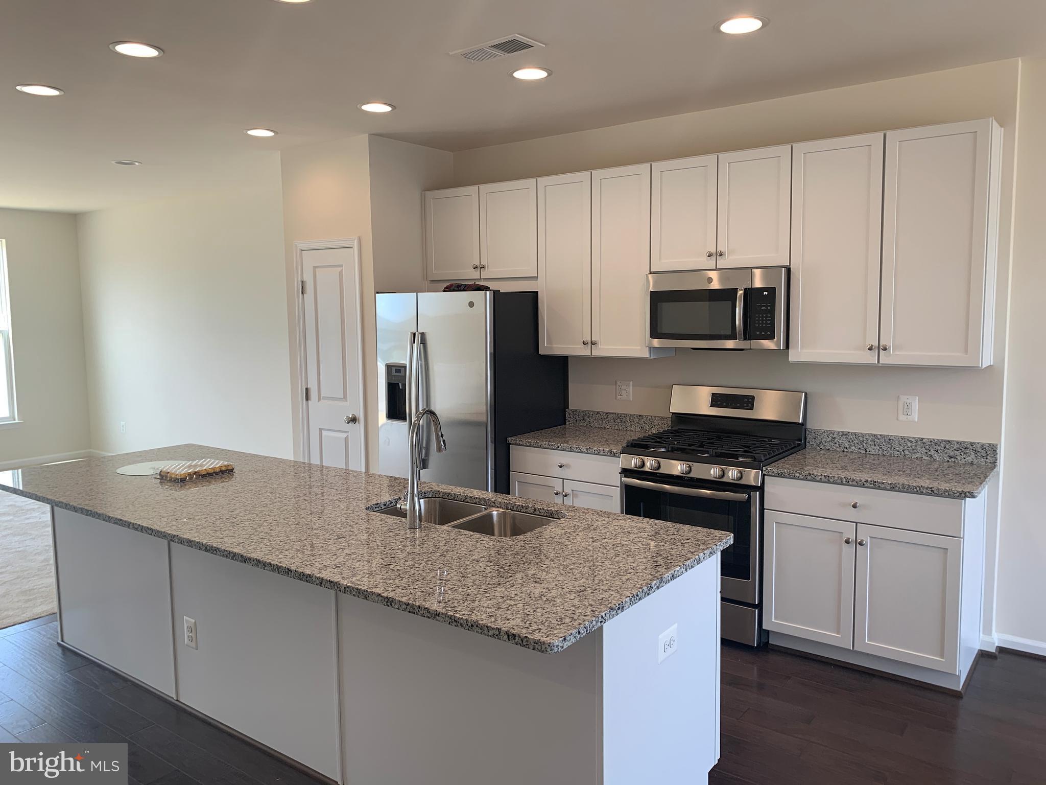 EMBREY MILL - Residential Lease