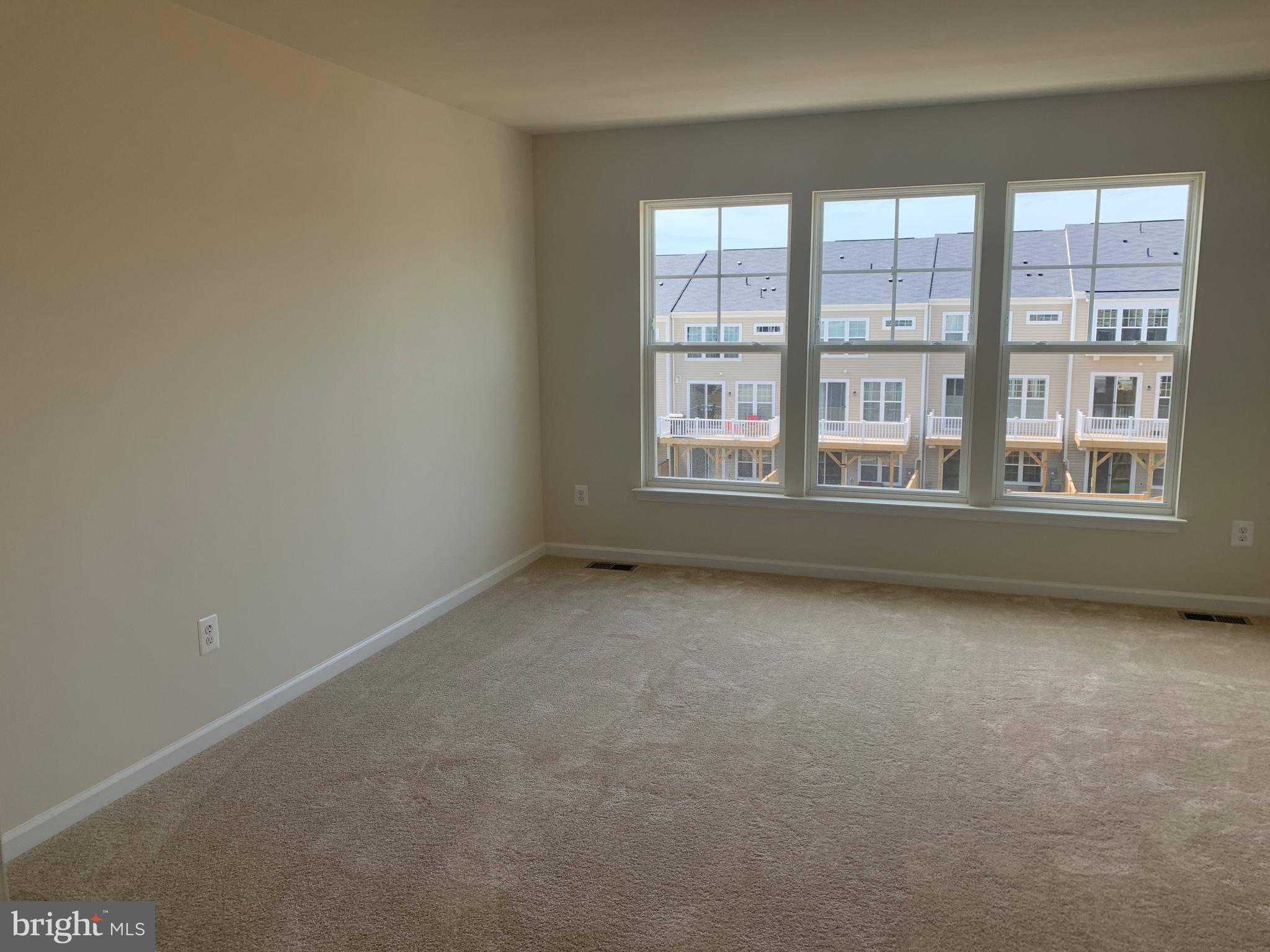 EMBREY MILL - Residential Lease