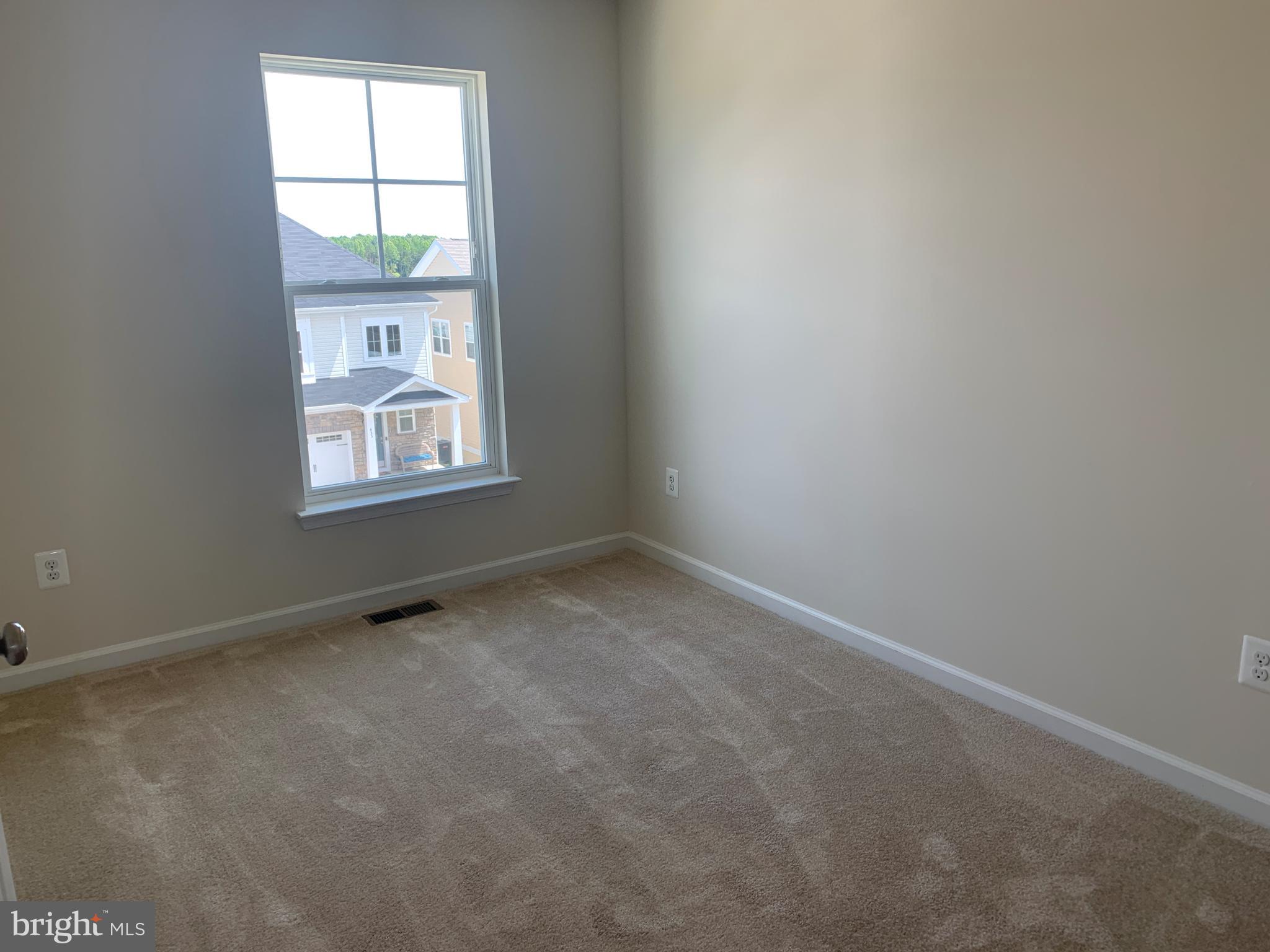 EMBREY MILL - Residential Lease