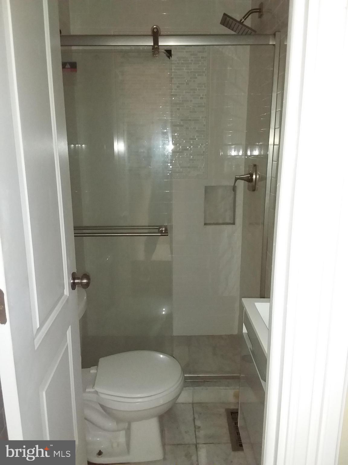 HERITAGE CROSSING - Residential Lease