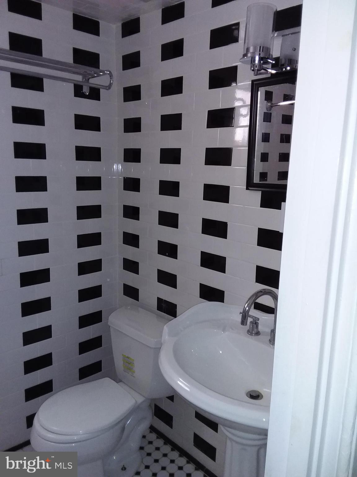 HERITAGE CROSSING - Residential Lease