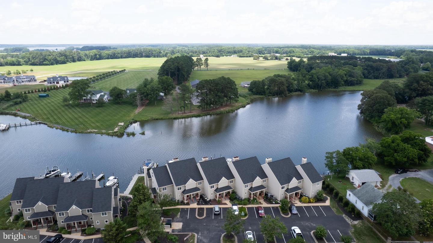 WARWICK LANDING - Residential