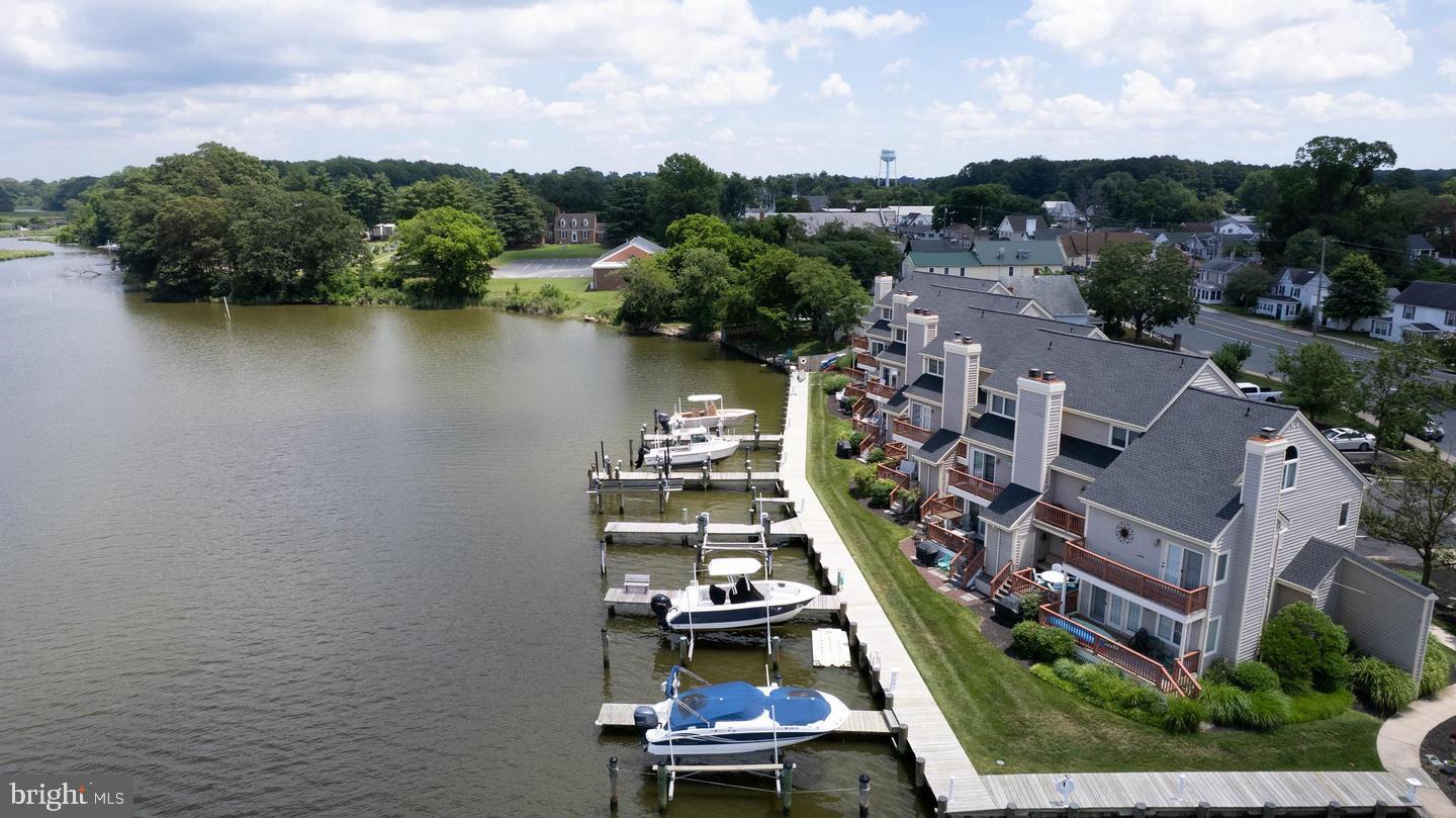 WARWICK LANDING - Residential