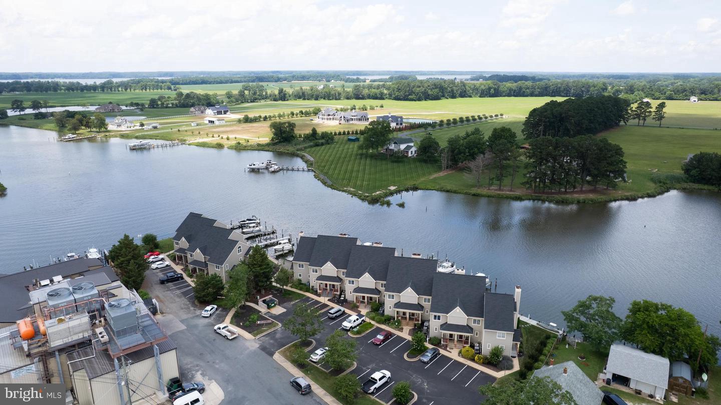 WARWICK LANDING - Residential