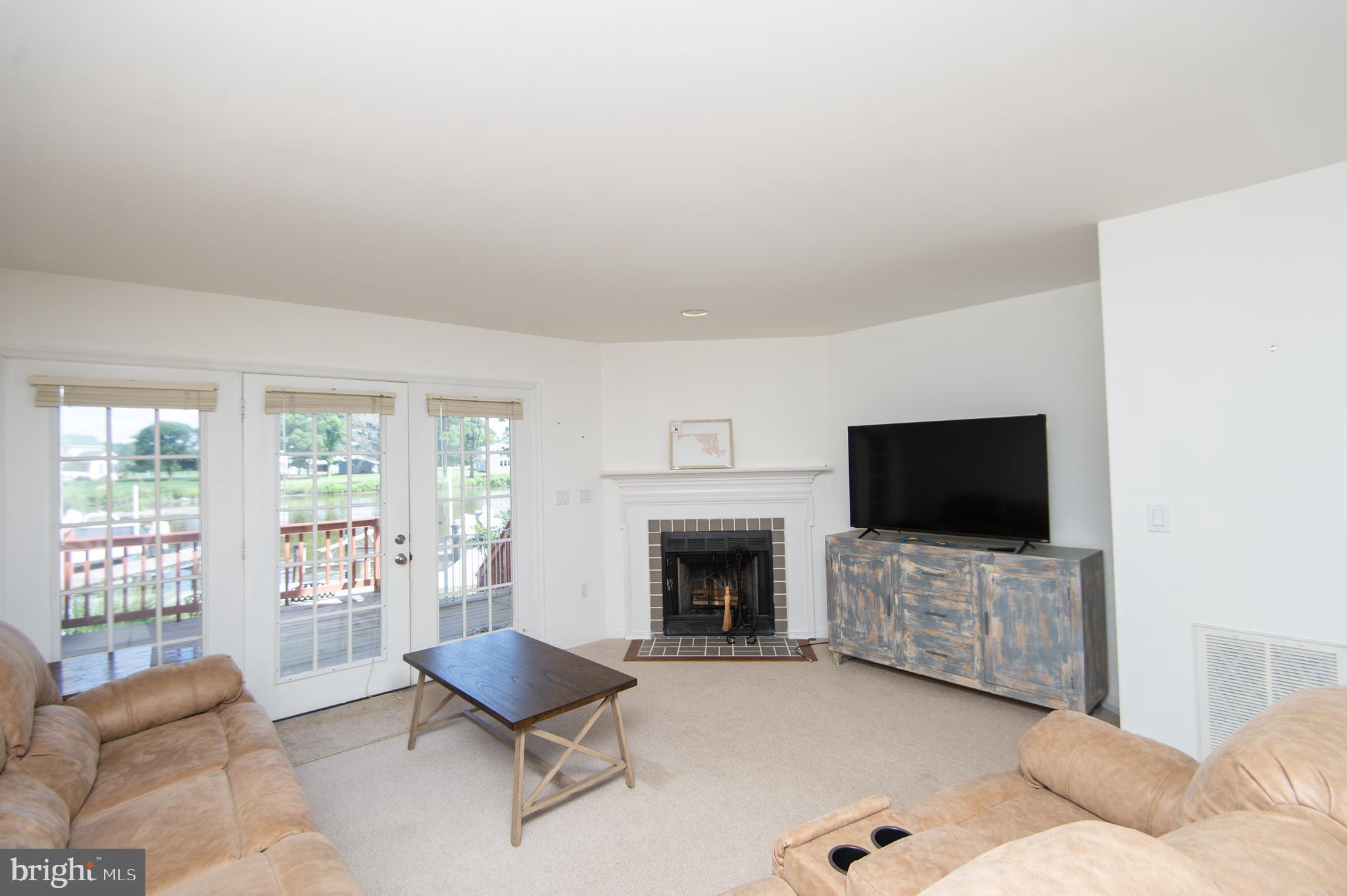 WARWICK LANDING - Residential