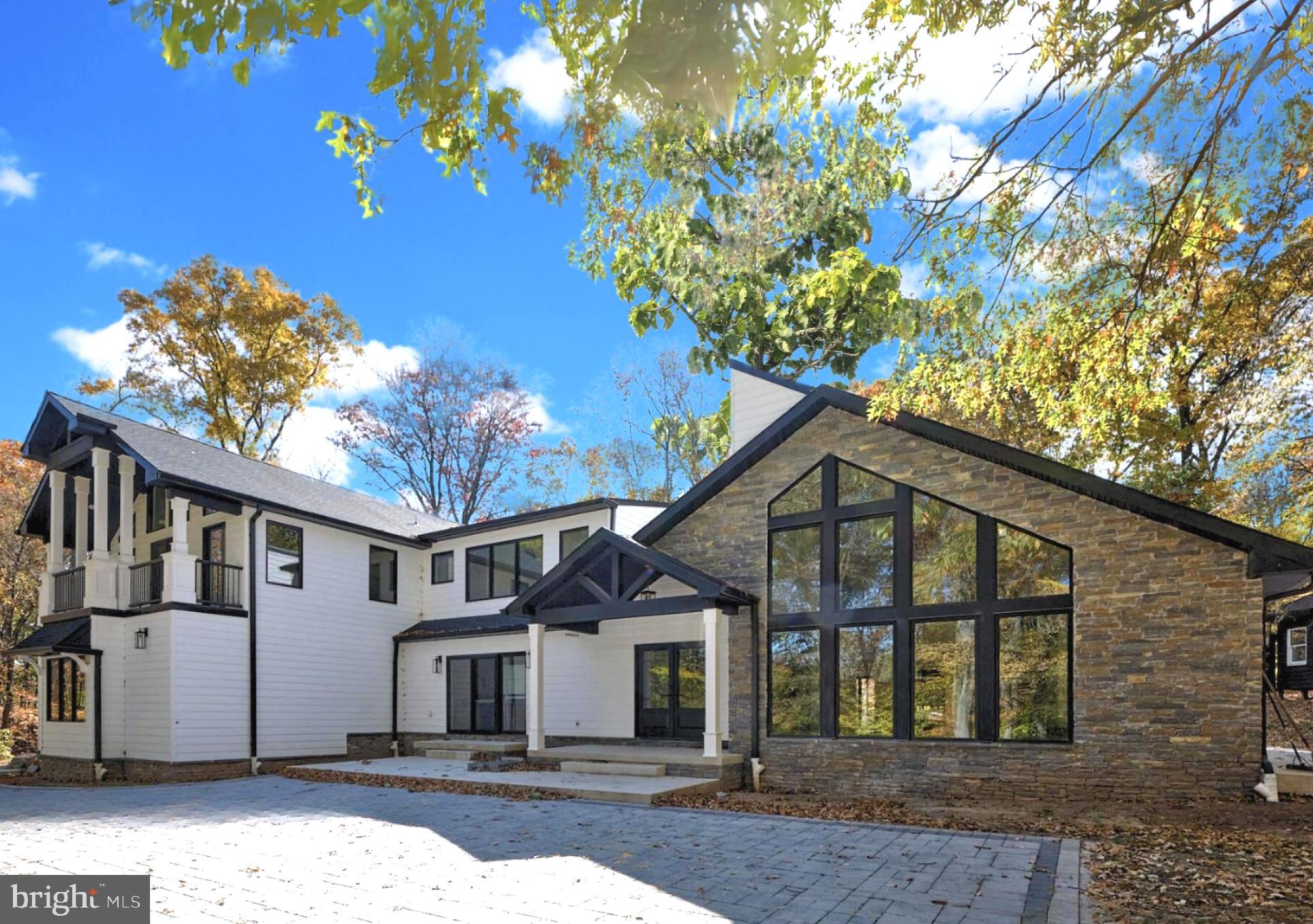 348 PINEVILLE ROAD