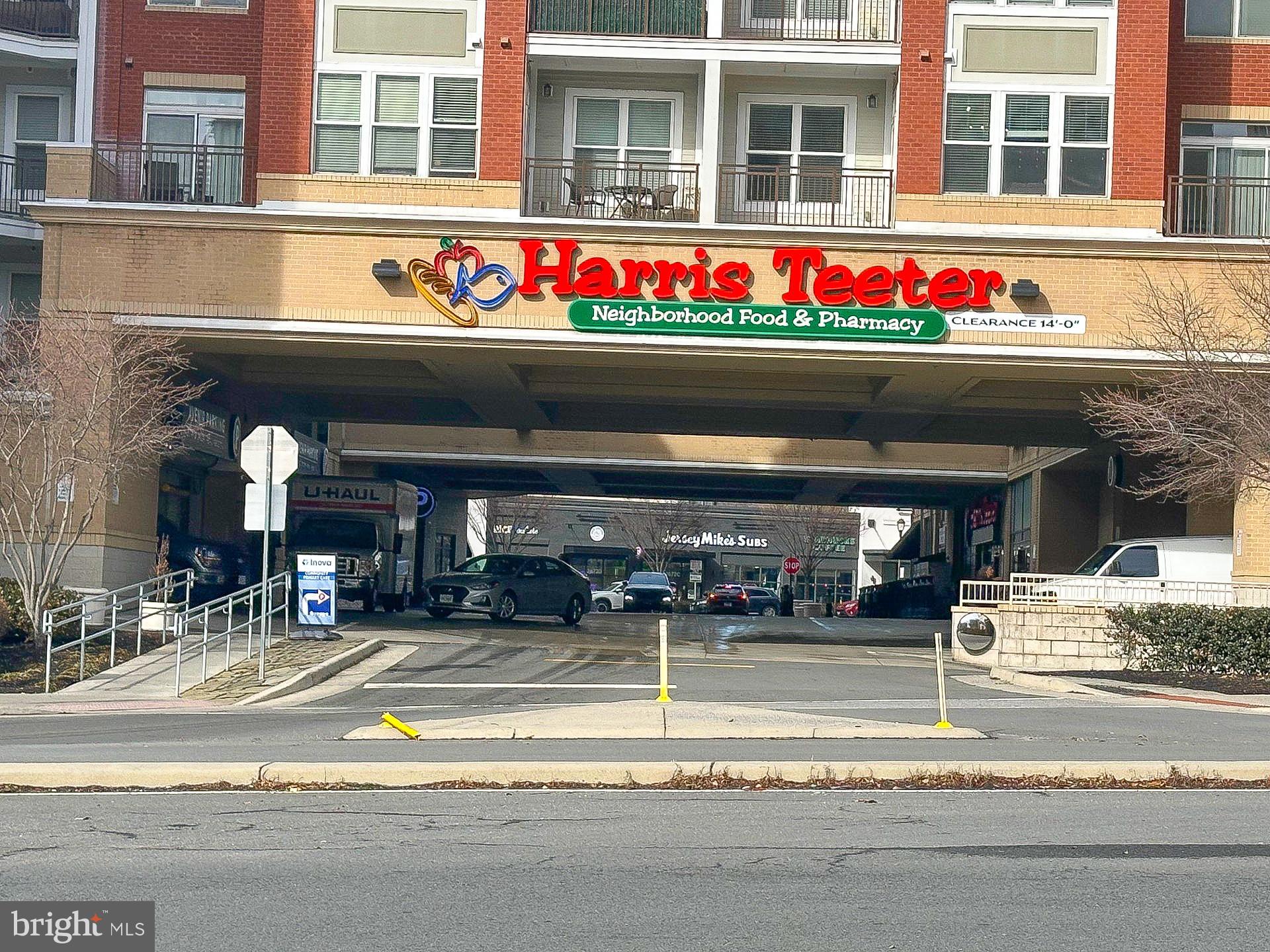 HALSTEAD AT THE METRO - Residential