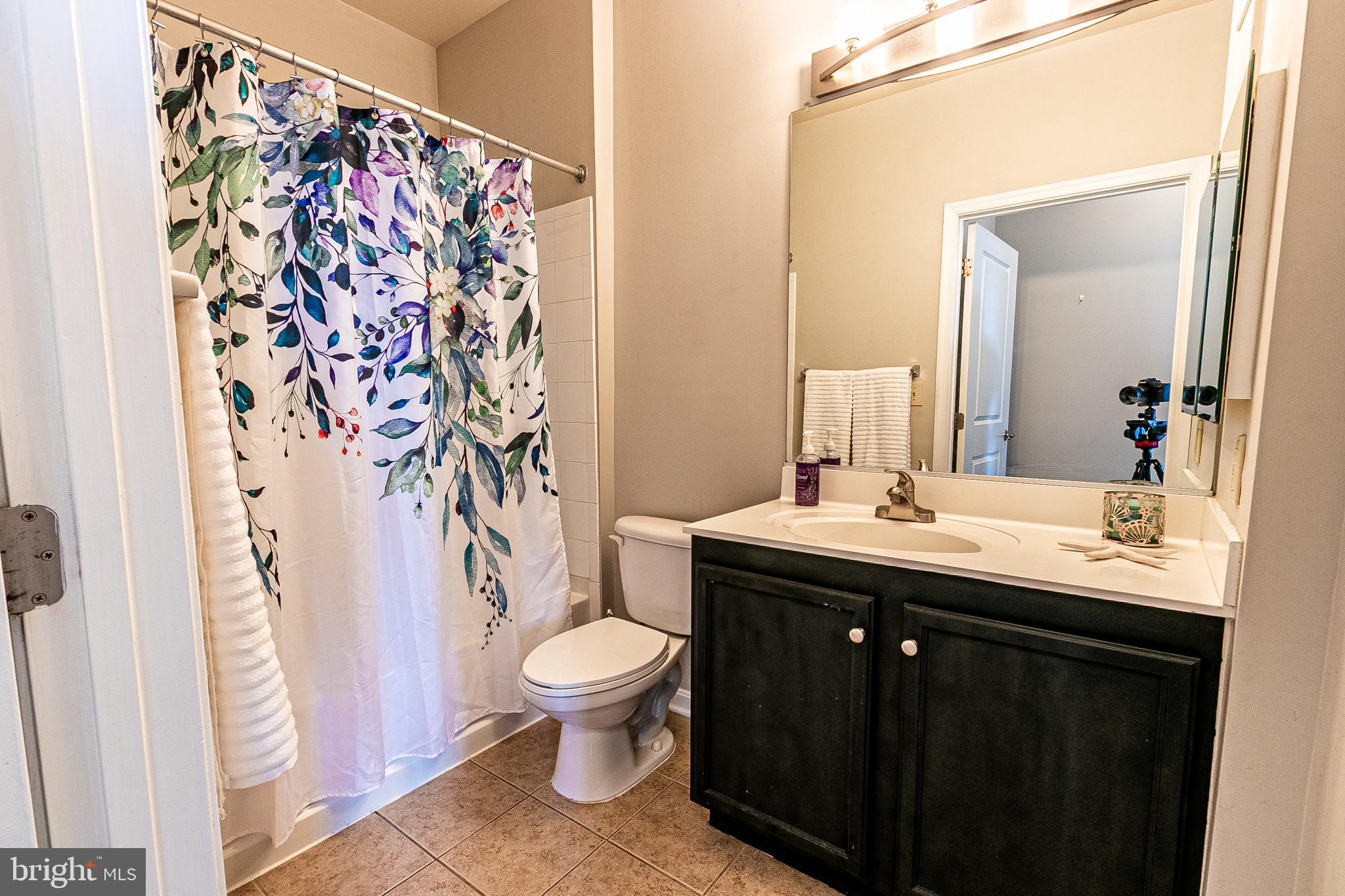 HALSTEAD AT THE METRO - Residential