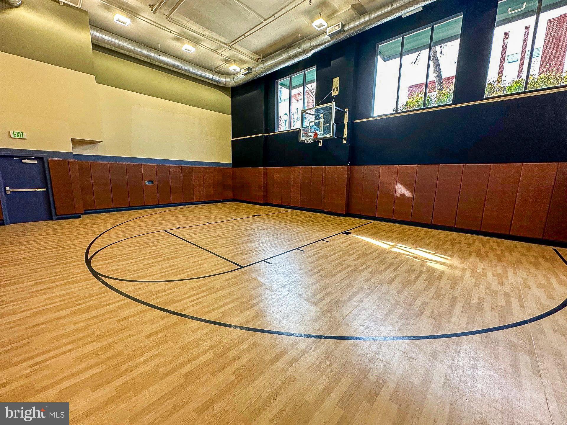 HALSTEAD AT THE METRO - Residential