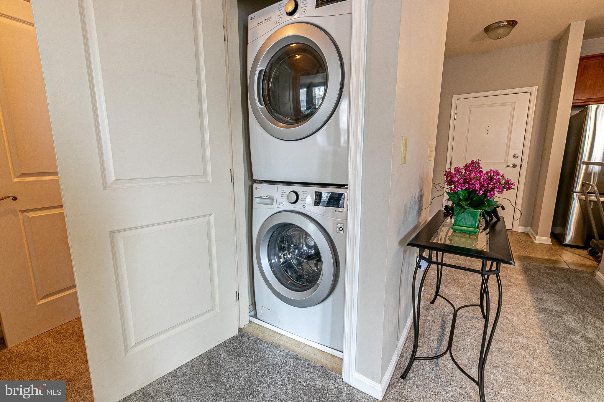 HALSTEAD AT THE METRO - Residential