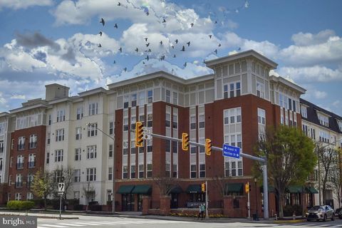 2655 PROSPERITY AVENUE 224 FAIRFAX VA 22031