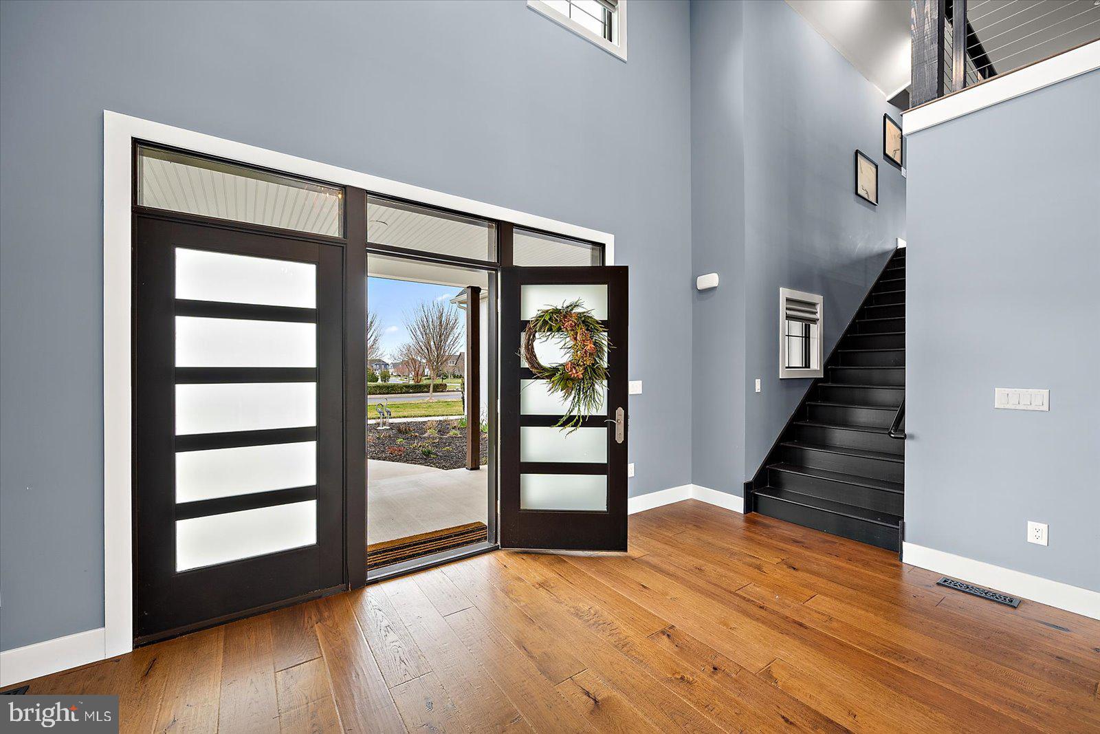 SHOWFIELD - Residential