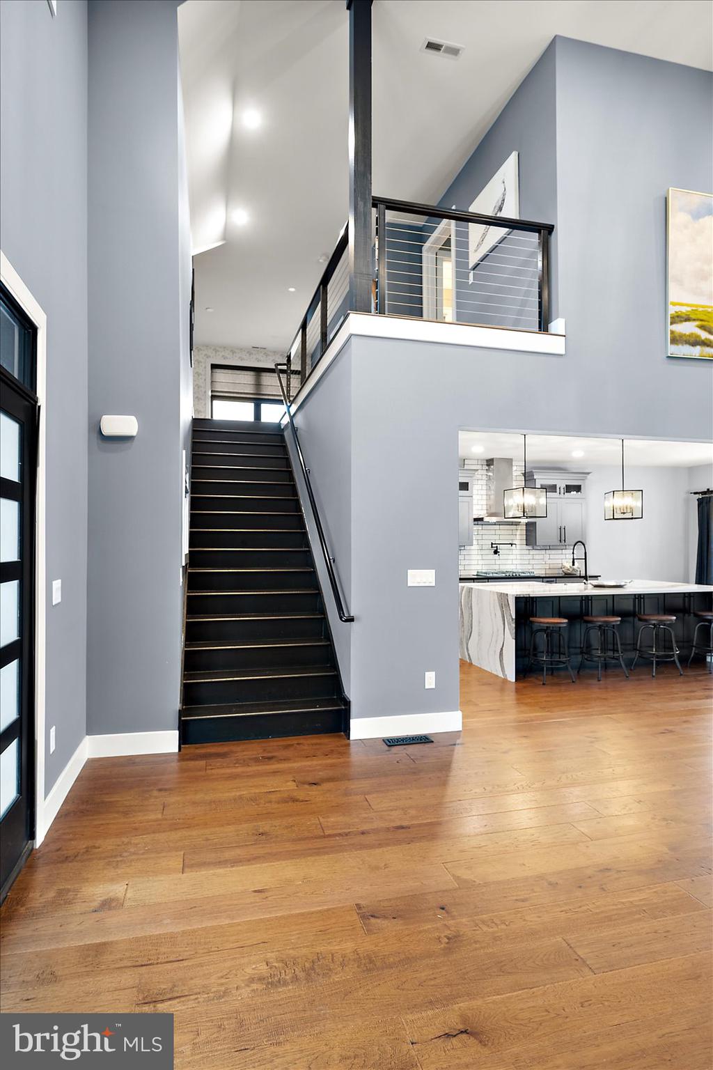 SHOWFIELD - Residential