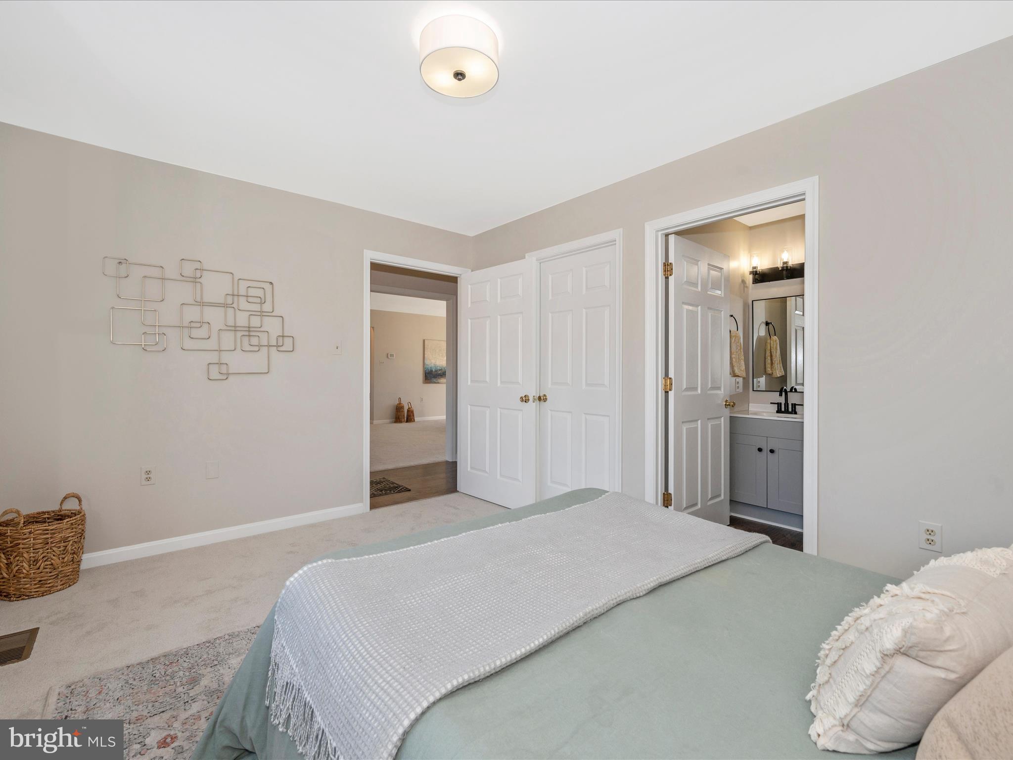 THE MEADOWS - Residential