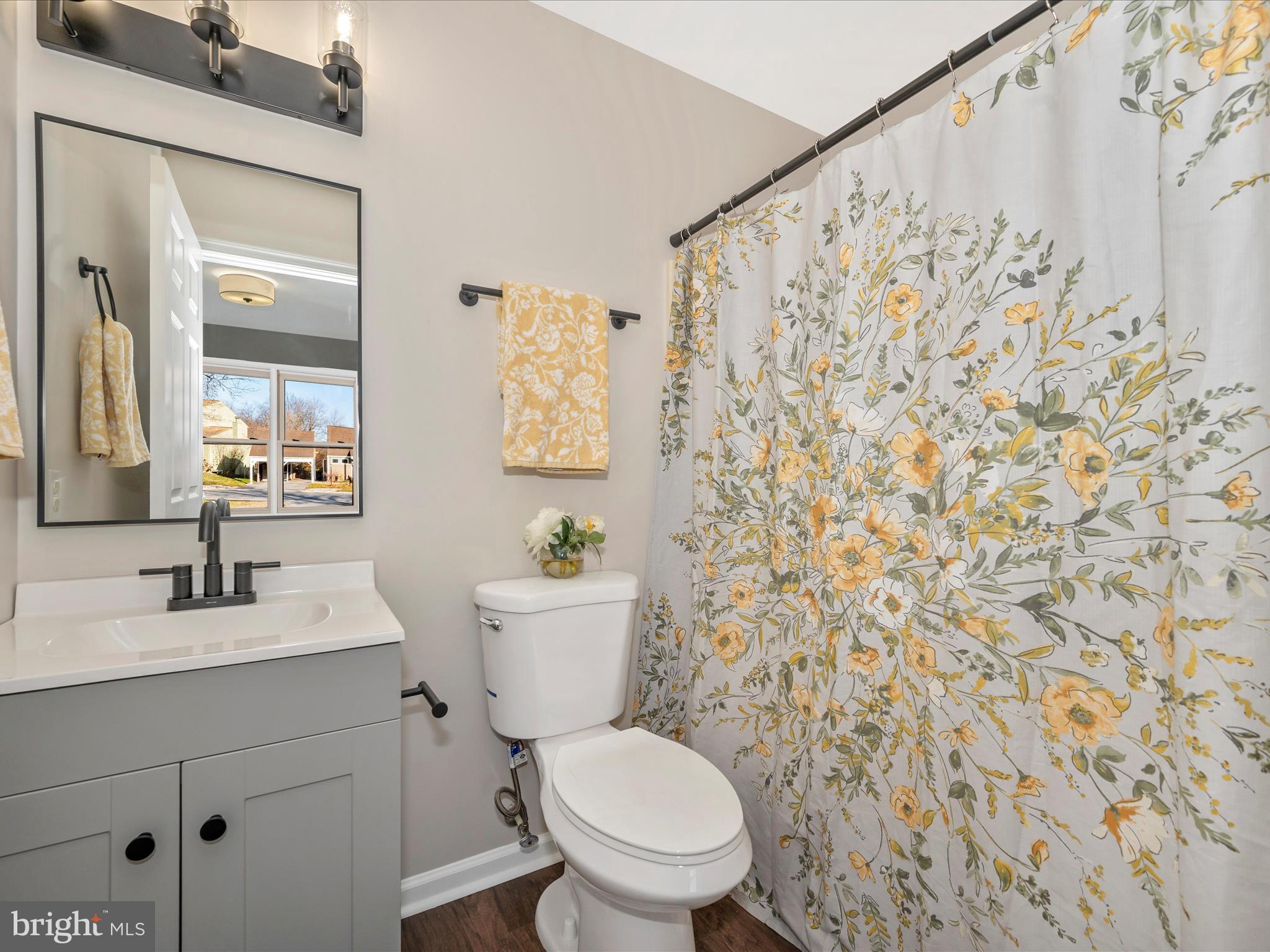 THE MEADOWS - Residential