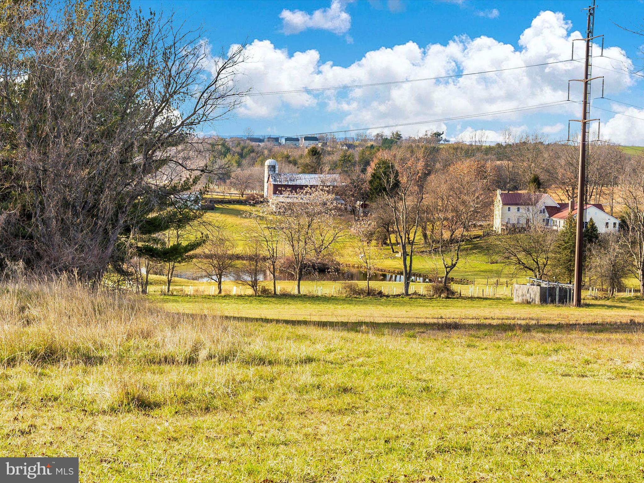 THE MEADOWS - Residential