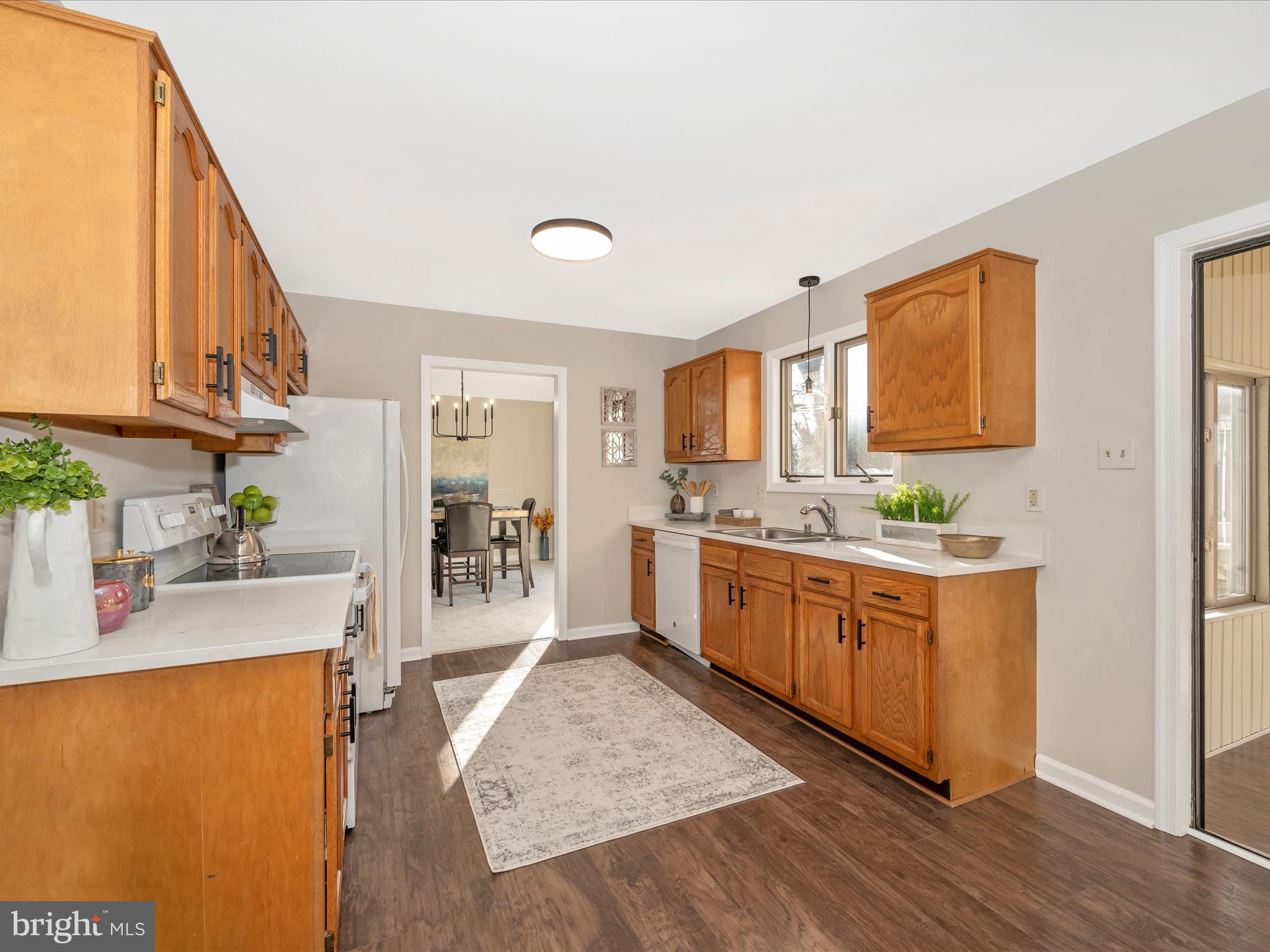 THE MEADOWS - Residential