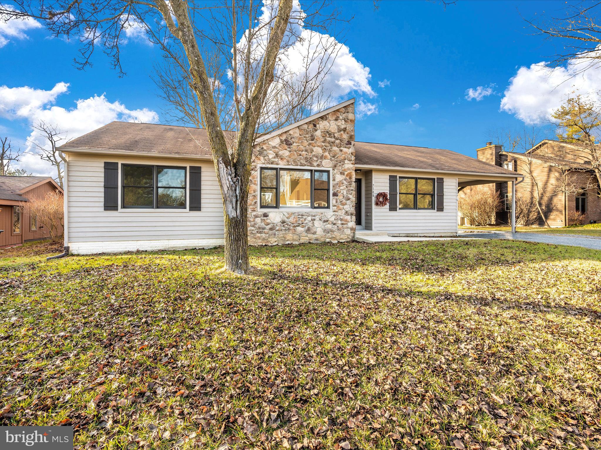 THE MEADOWS - Residential