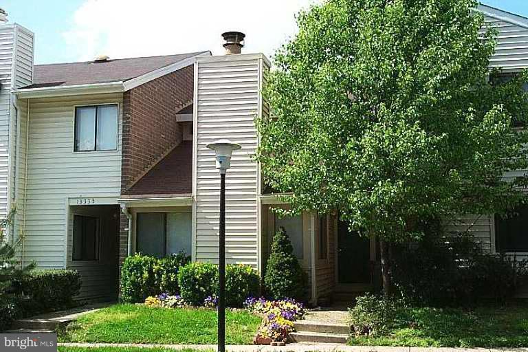 REFLECTION LAKE - Residential Lease