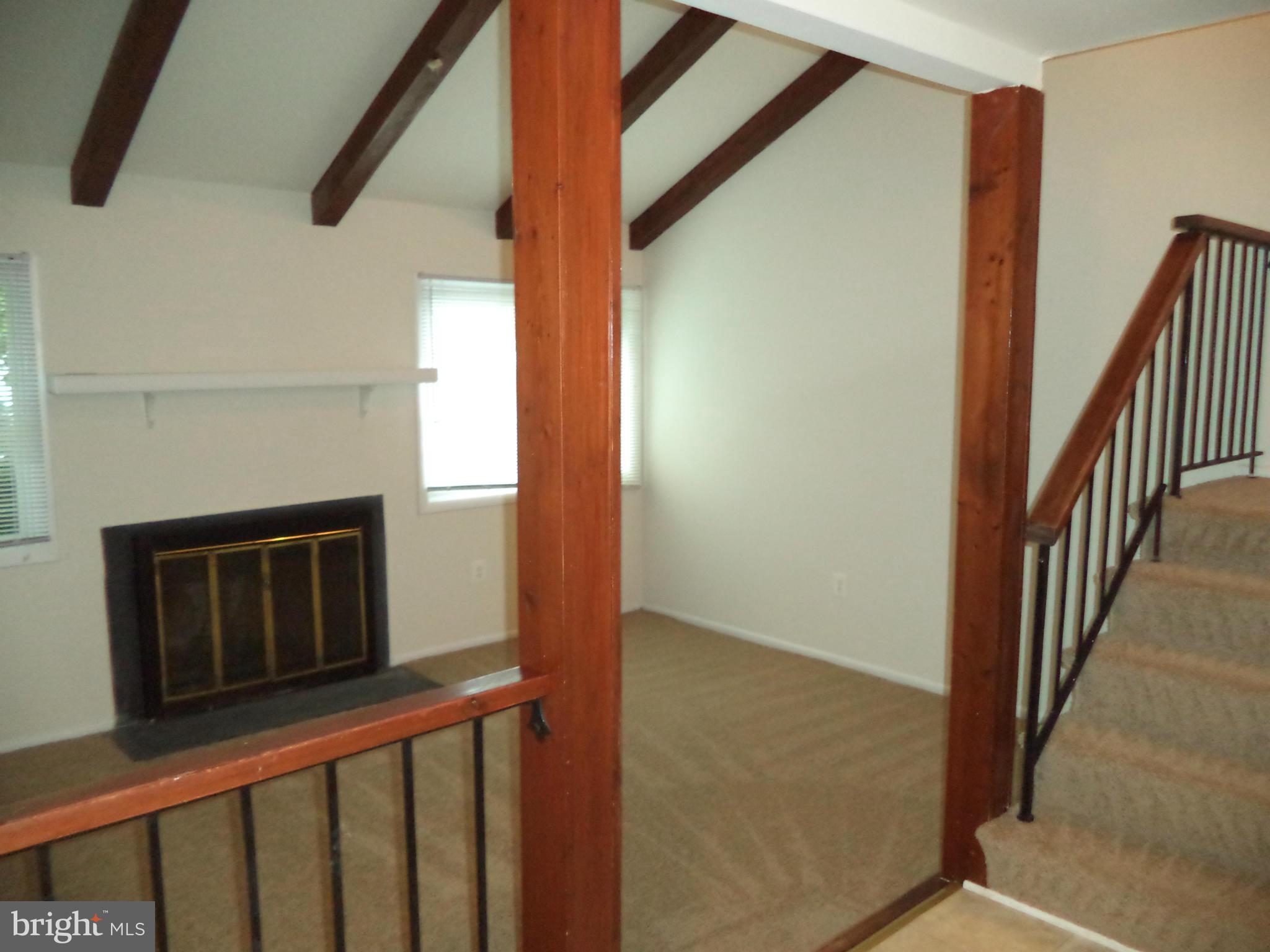 REFLECTION LAKE - Residential Lease