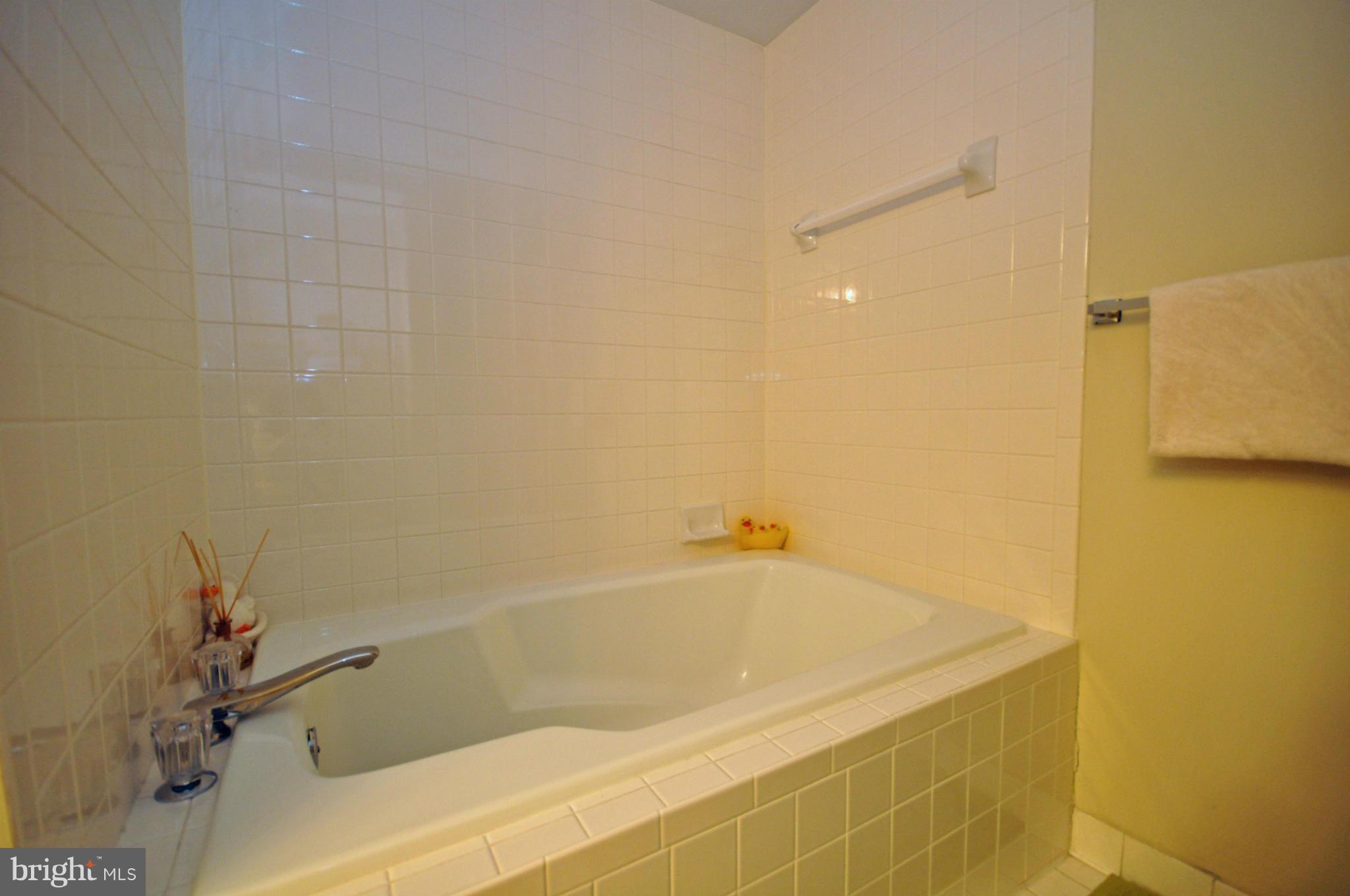 FELLS POINT HISTORIC DISTRICT - Residential Lease