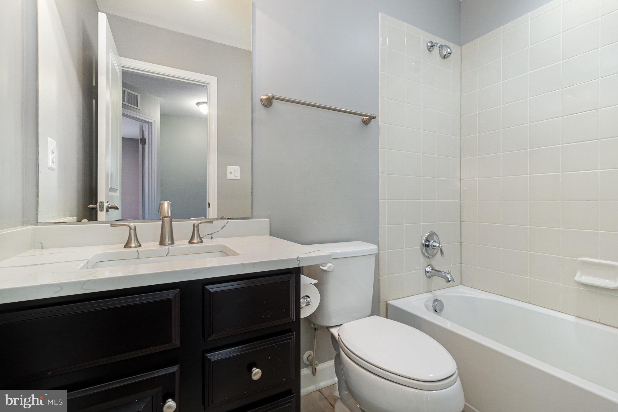 THREE FLAGS - Residential Lease