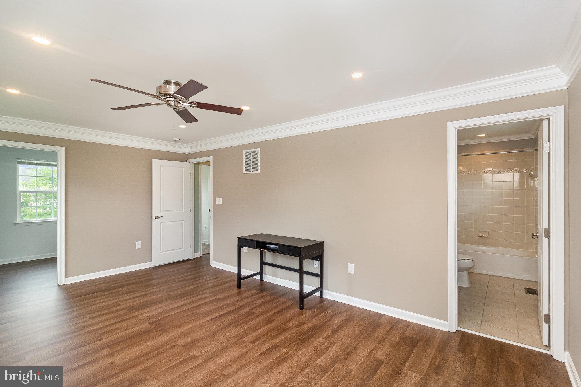 THREE FLAGS - Residential Lease